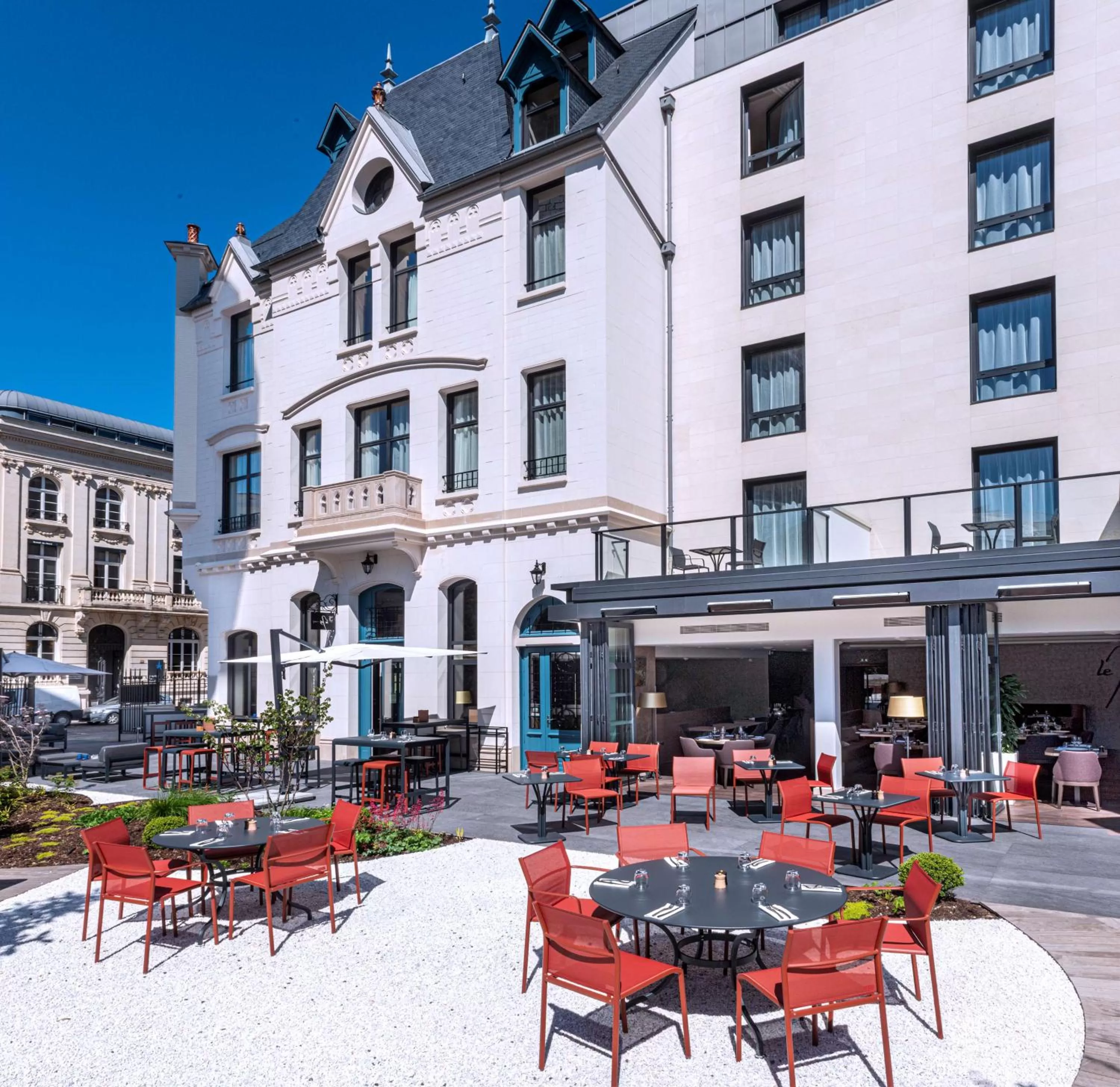 Restaurant/places to eat in Radisson Blu Hotel, Rouen Centre