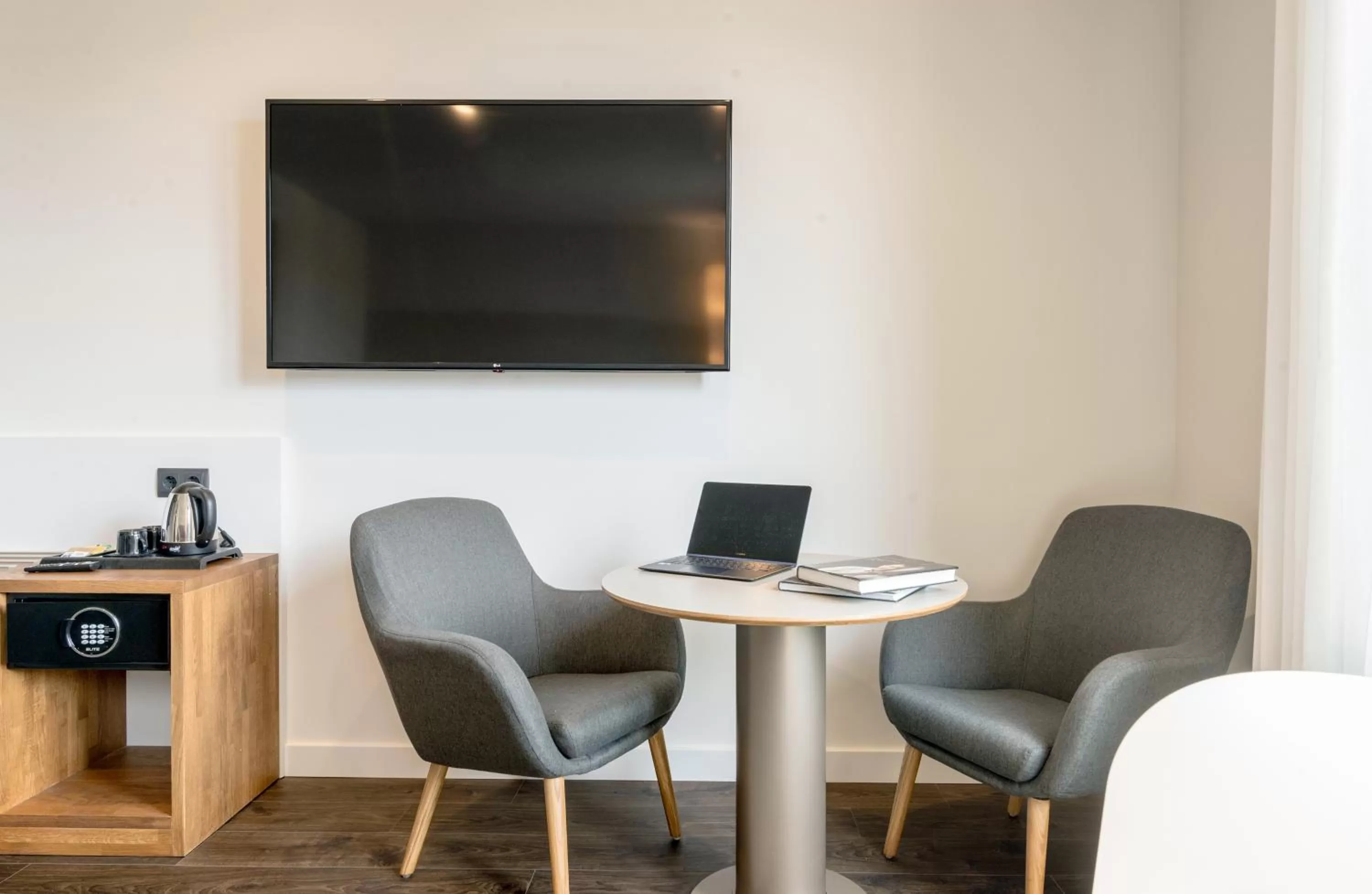 TV and multimedia in Peninsular