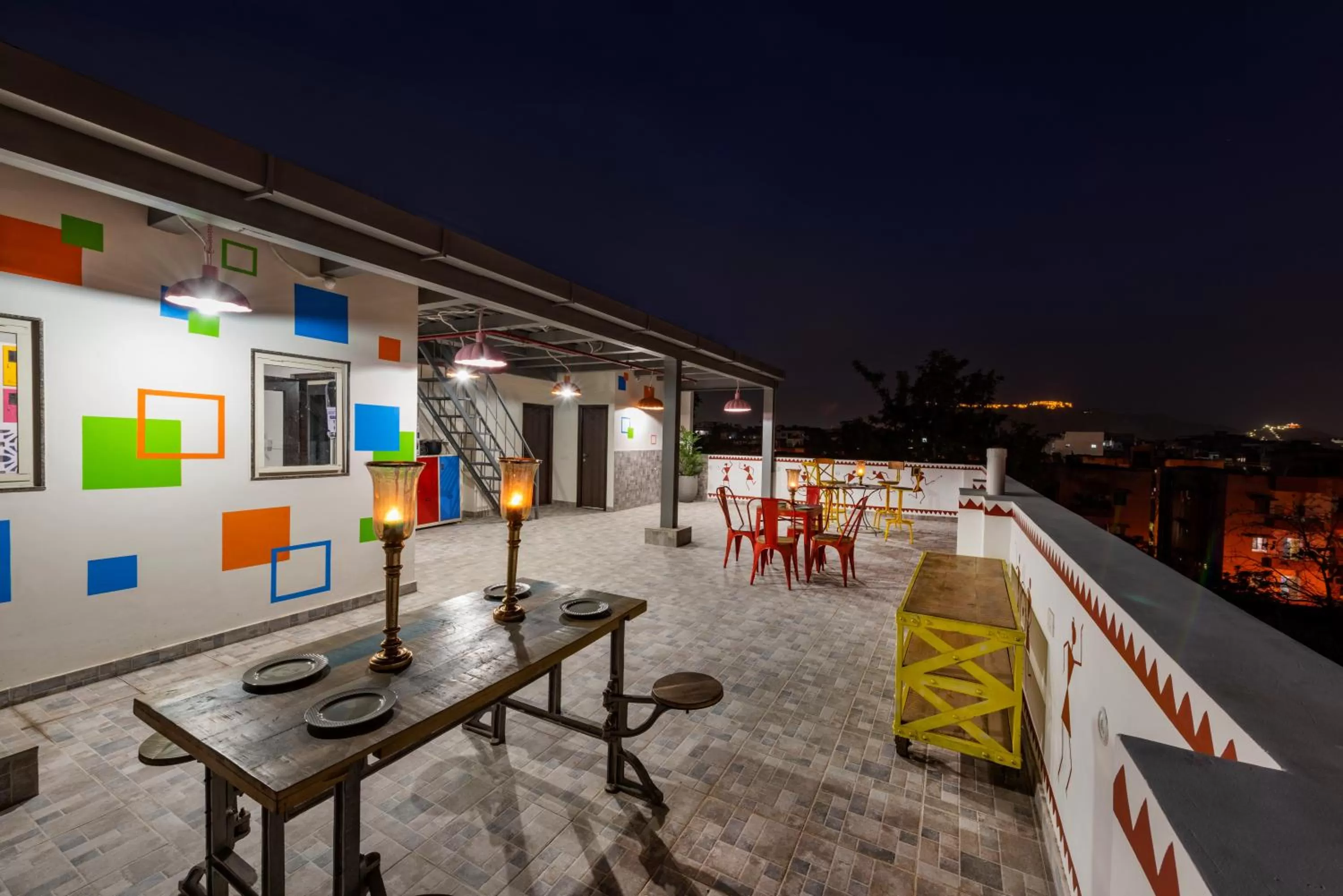 Restaurant/places to eat in House of Backpackers