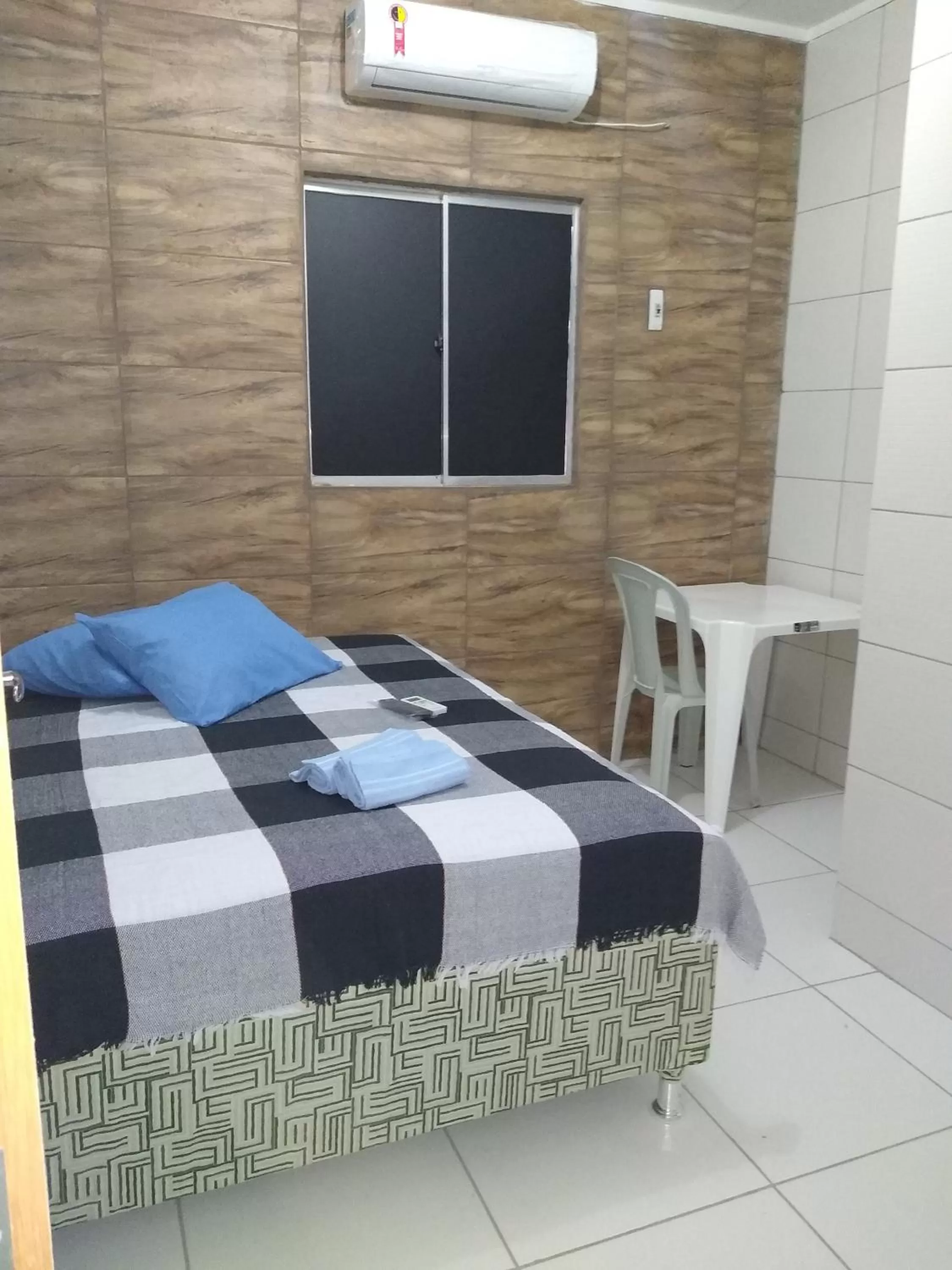 Bed in HOTEL CIDADE EXPRESS 24H