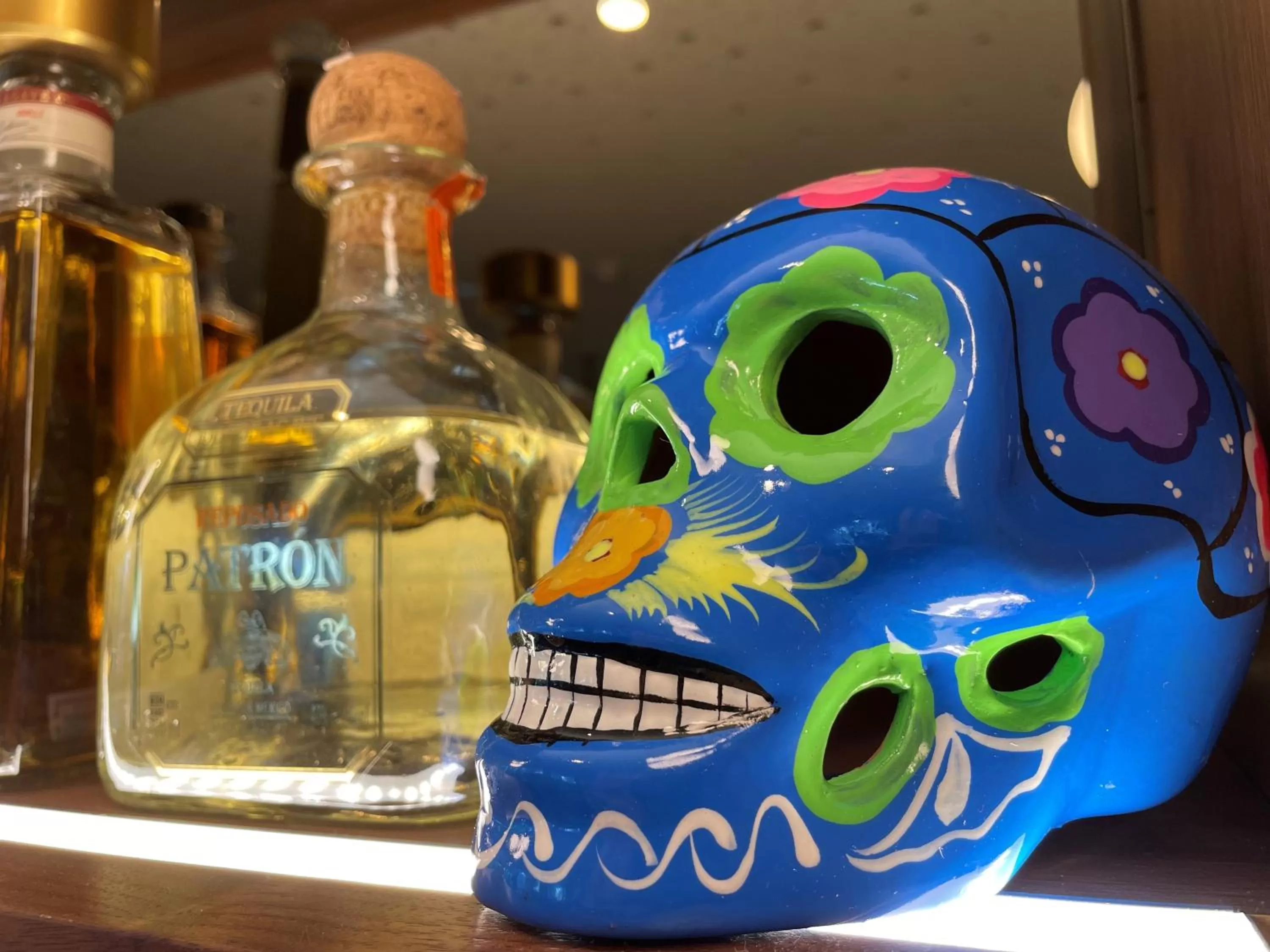 Lounge or bar in TRYP Adelaide by Wyndham