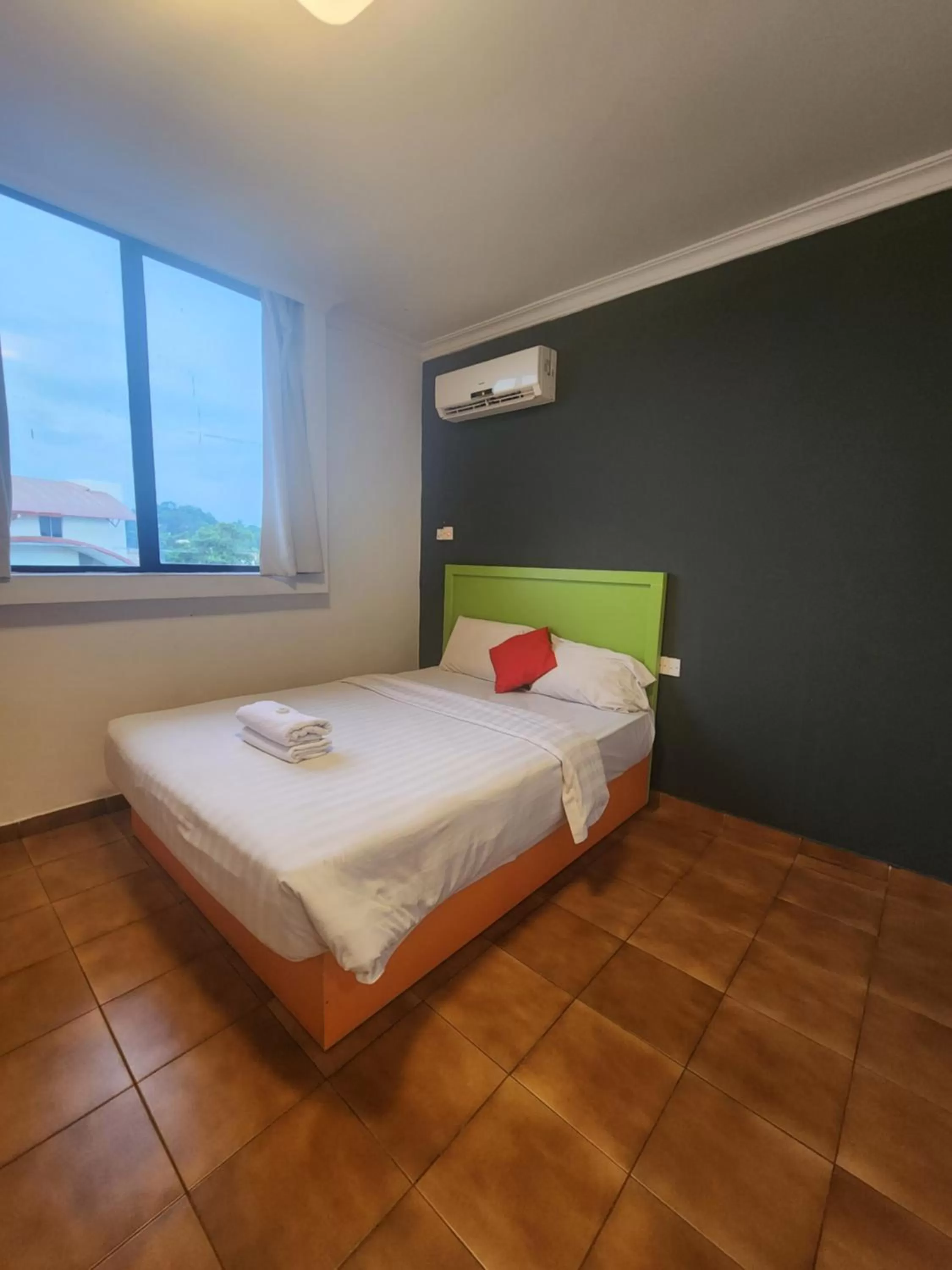 Bedroom, Bed in Y Hotel