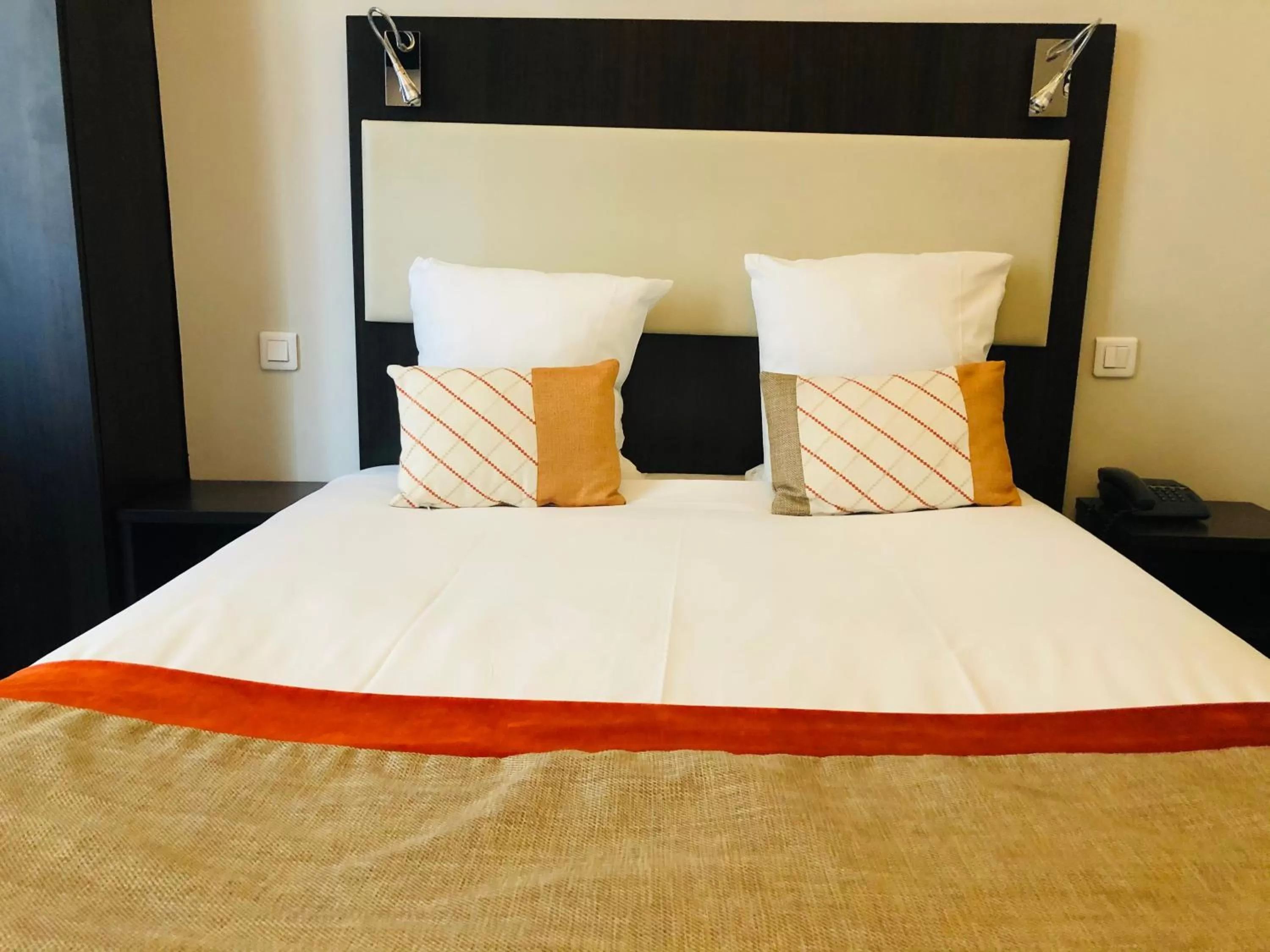 Bed in Hotel Corona -Rodier-