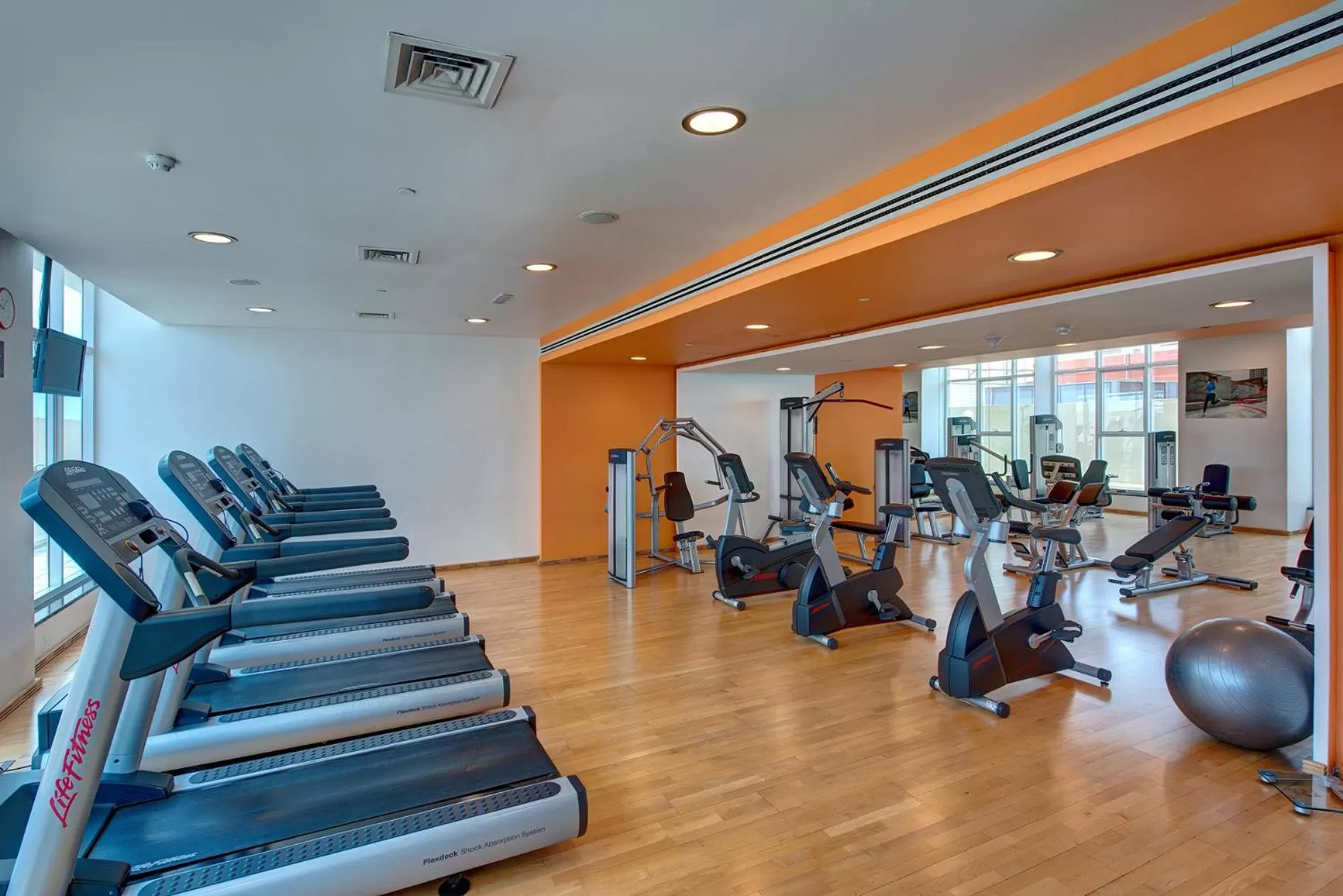 Fitness centre/facilities in Al Khoory Executive Hotel, Al Wasl