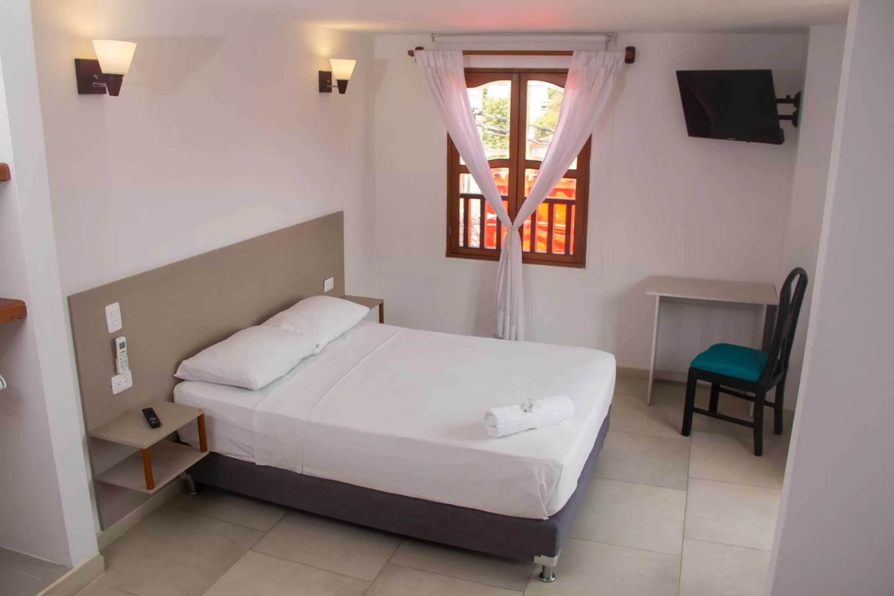 Bedroom, Bed in Akel House Hotel