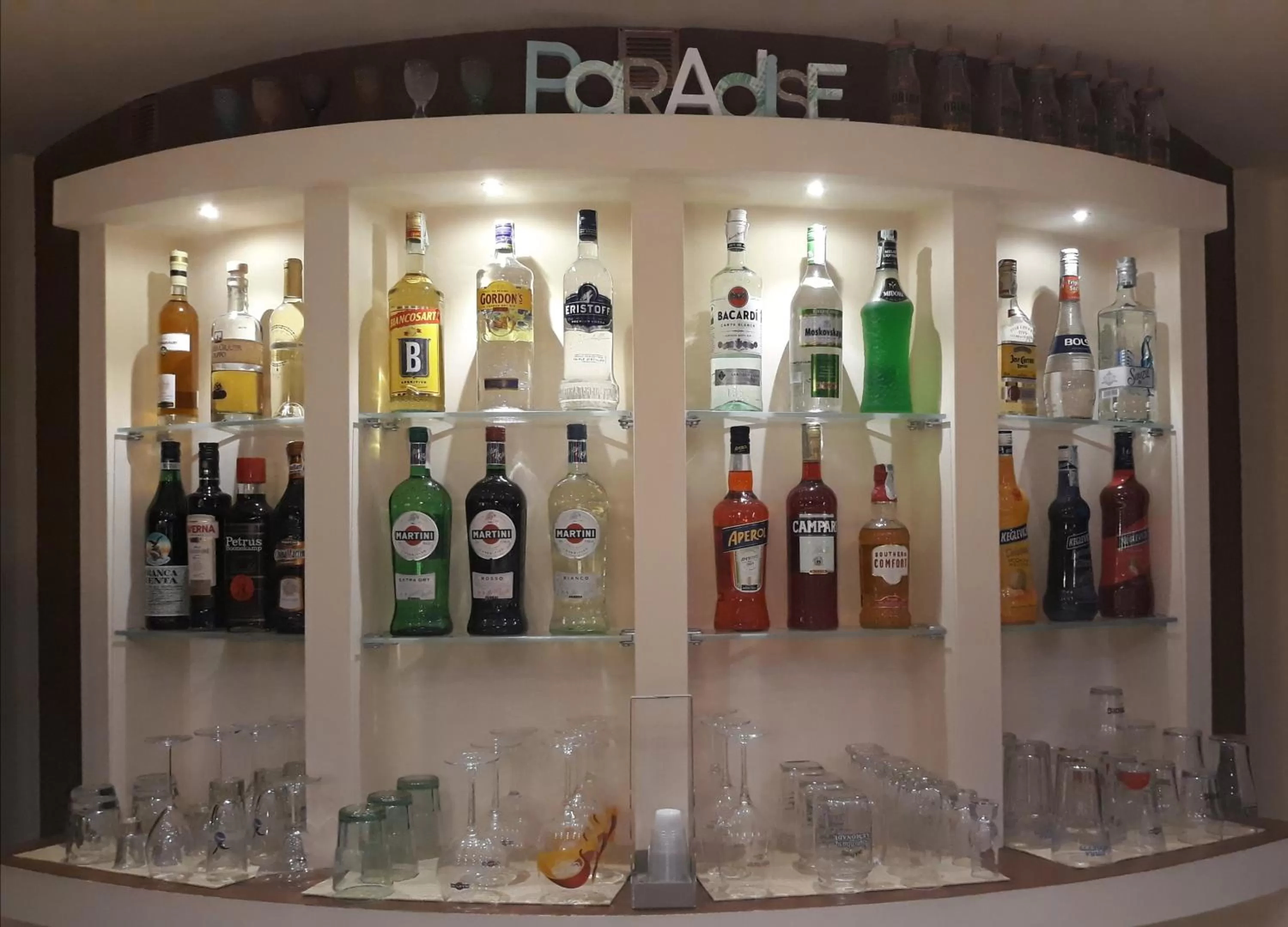 Alcoholic drinks in Hotel Ristorante Paradise
