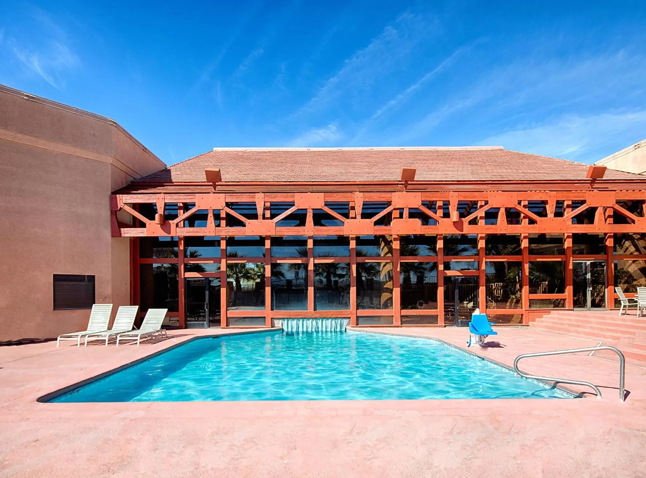 Swimming pool in Red Lion Hotel and Conference Center St. George