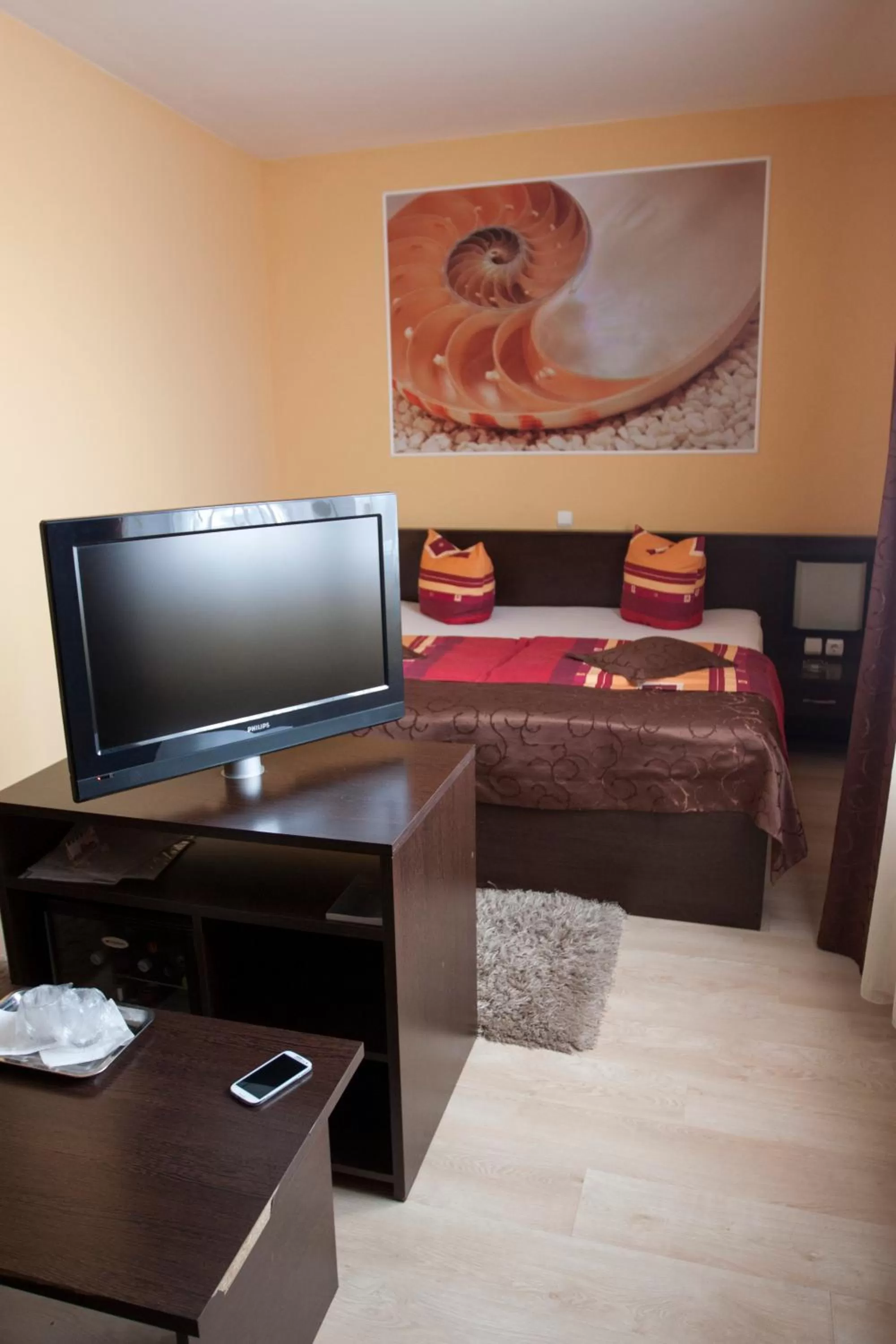 Decorative detail, TV/Entertainment Center in Hotel Sheriff