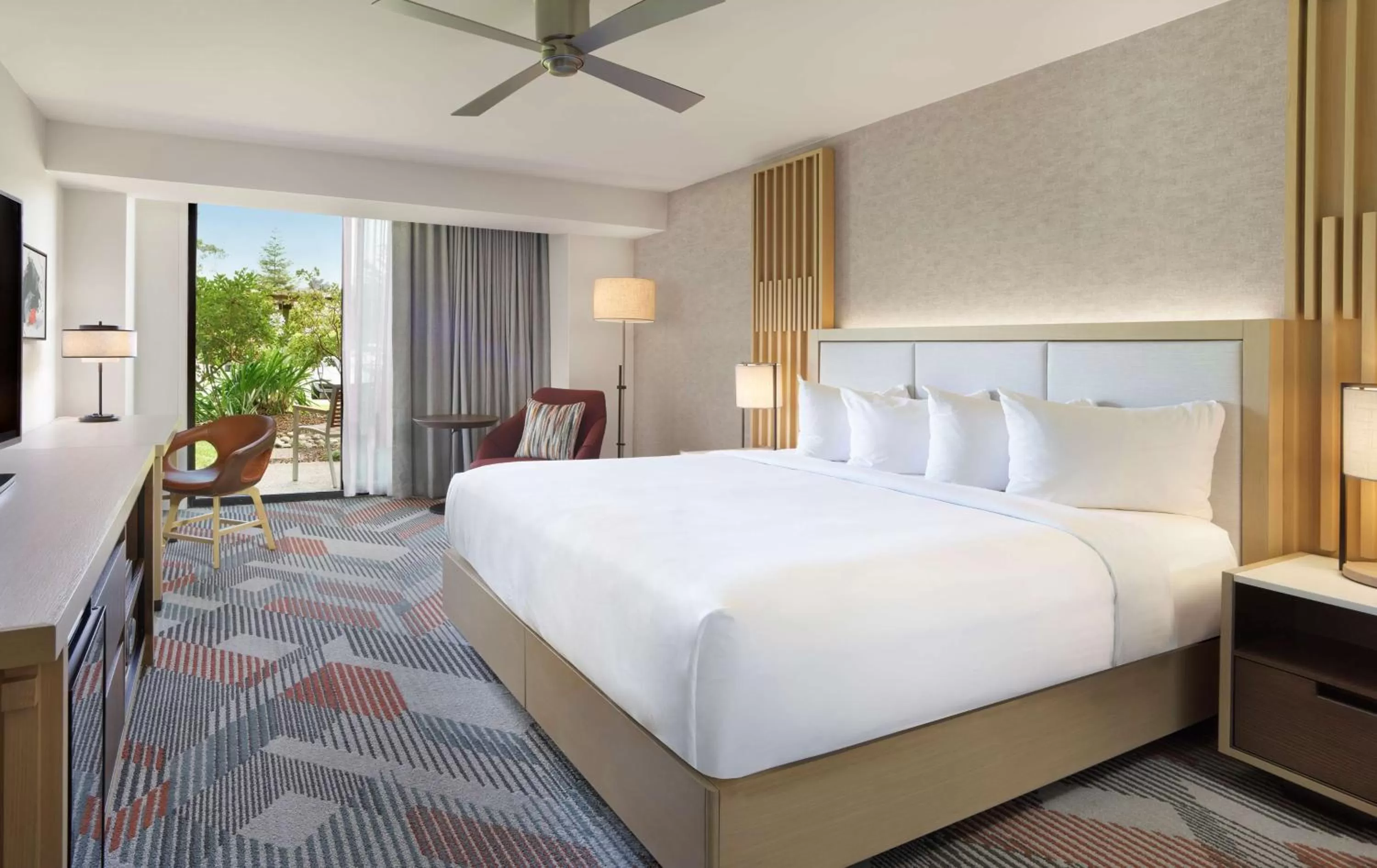 Bedroom, Bed in Hyatt Regency Monterey Hotel and Spa