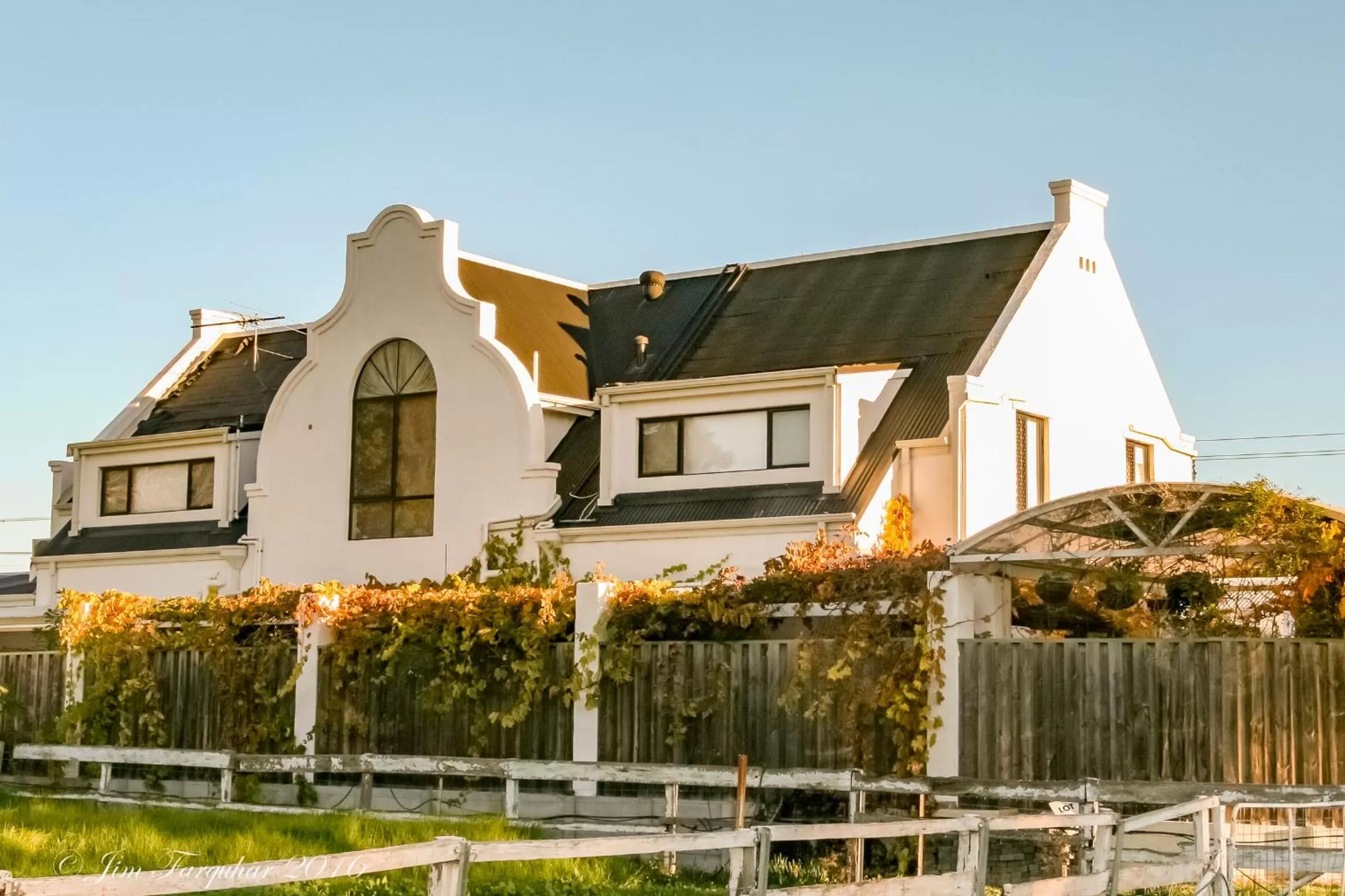 Property building in Aarn House B&B Airport Accommodation