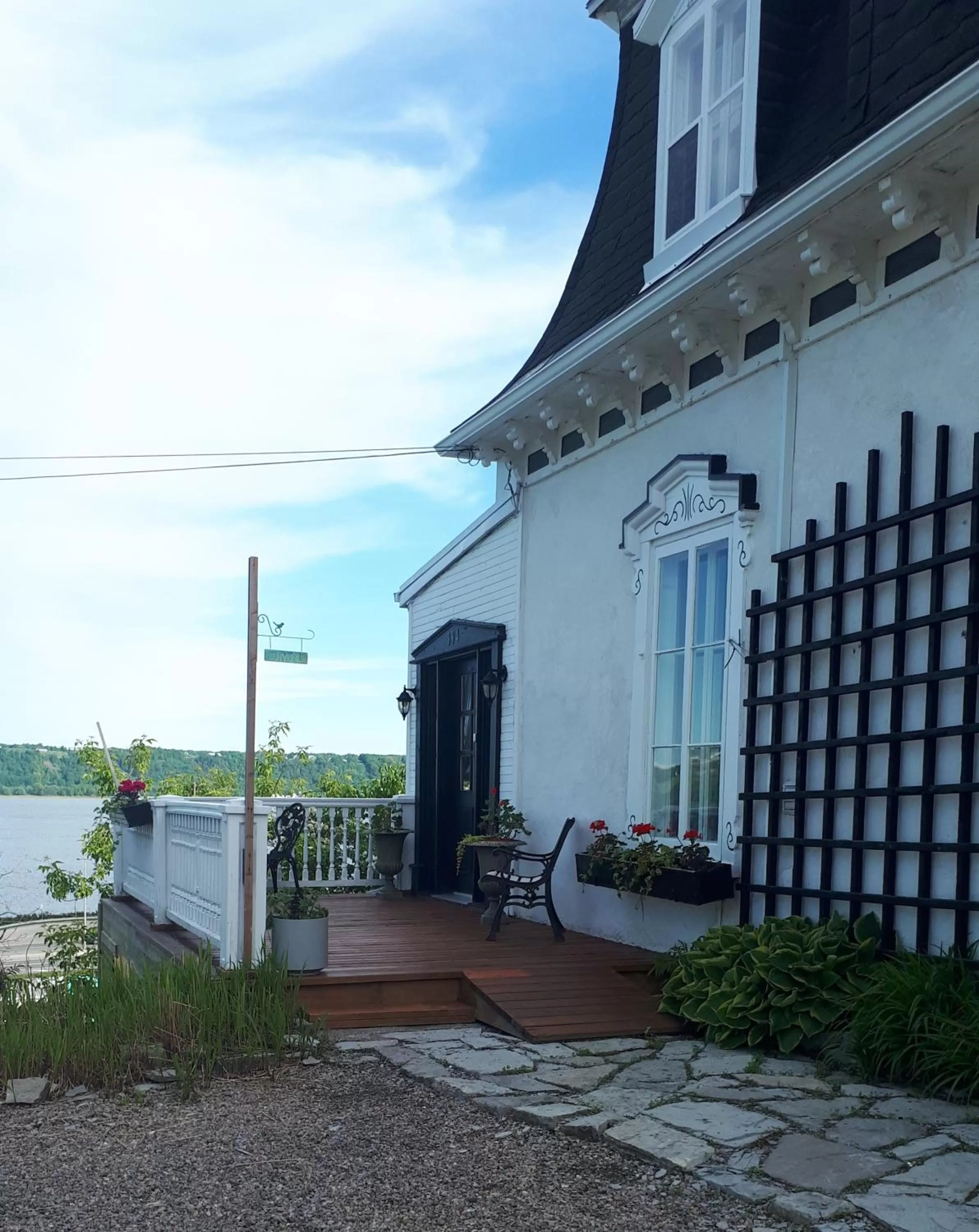 Property Building in Auberge le Petit Séjour
