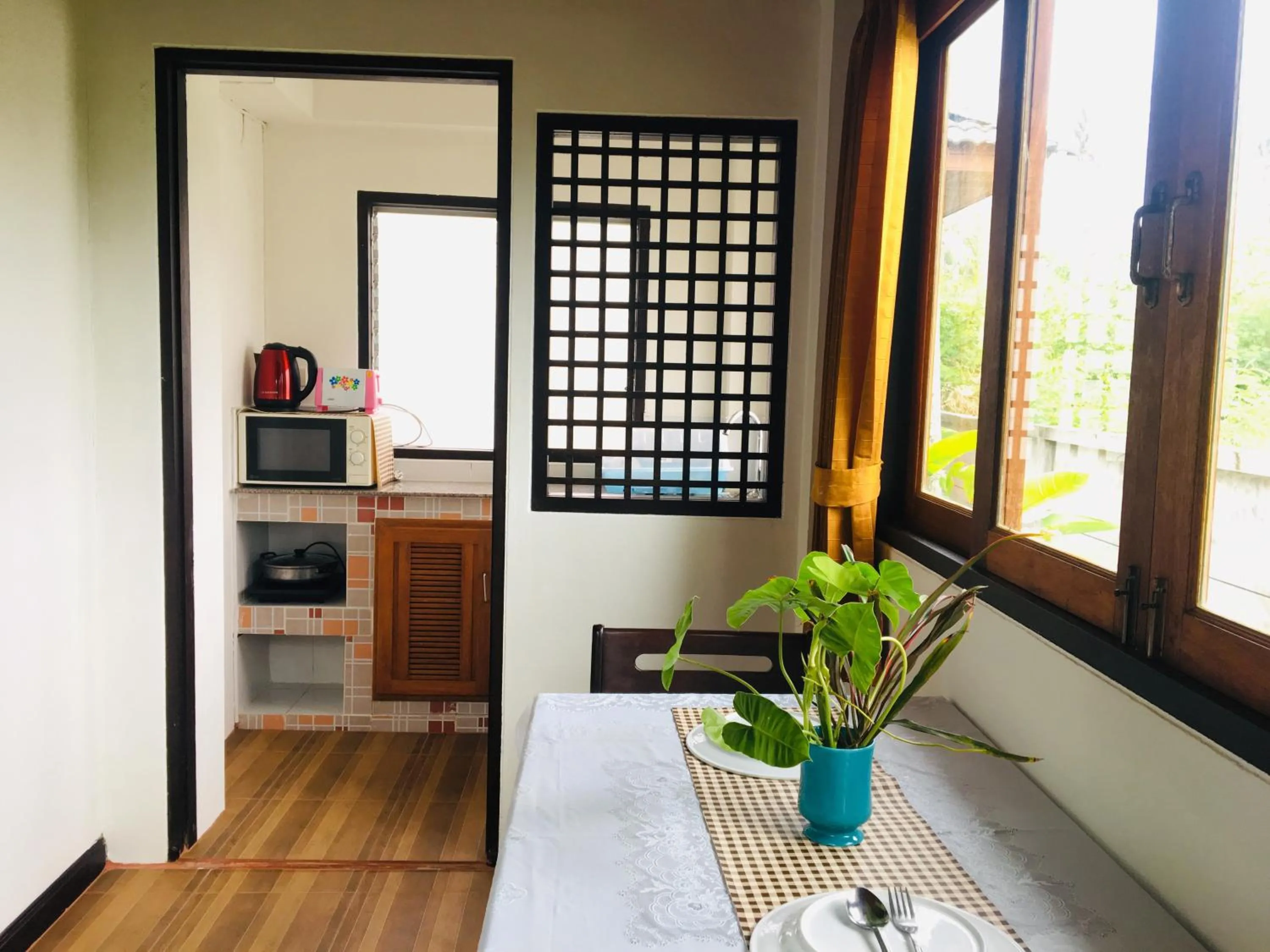 Kitchen or kitchenette in Khum Laanta Resort - SHA Extra Plus