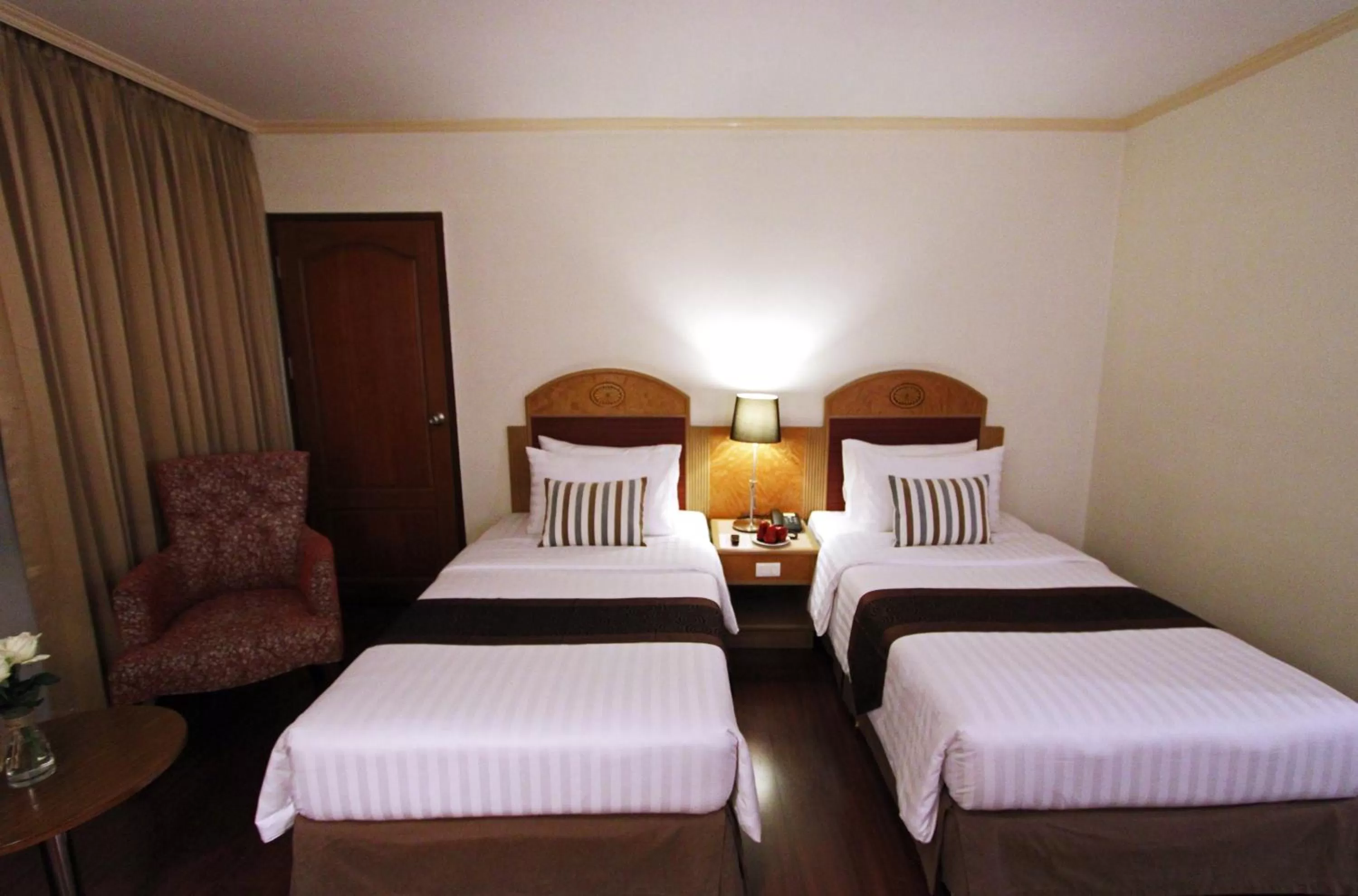 Bedroom, Bed in Grand Tower Inn Rama 6