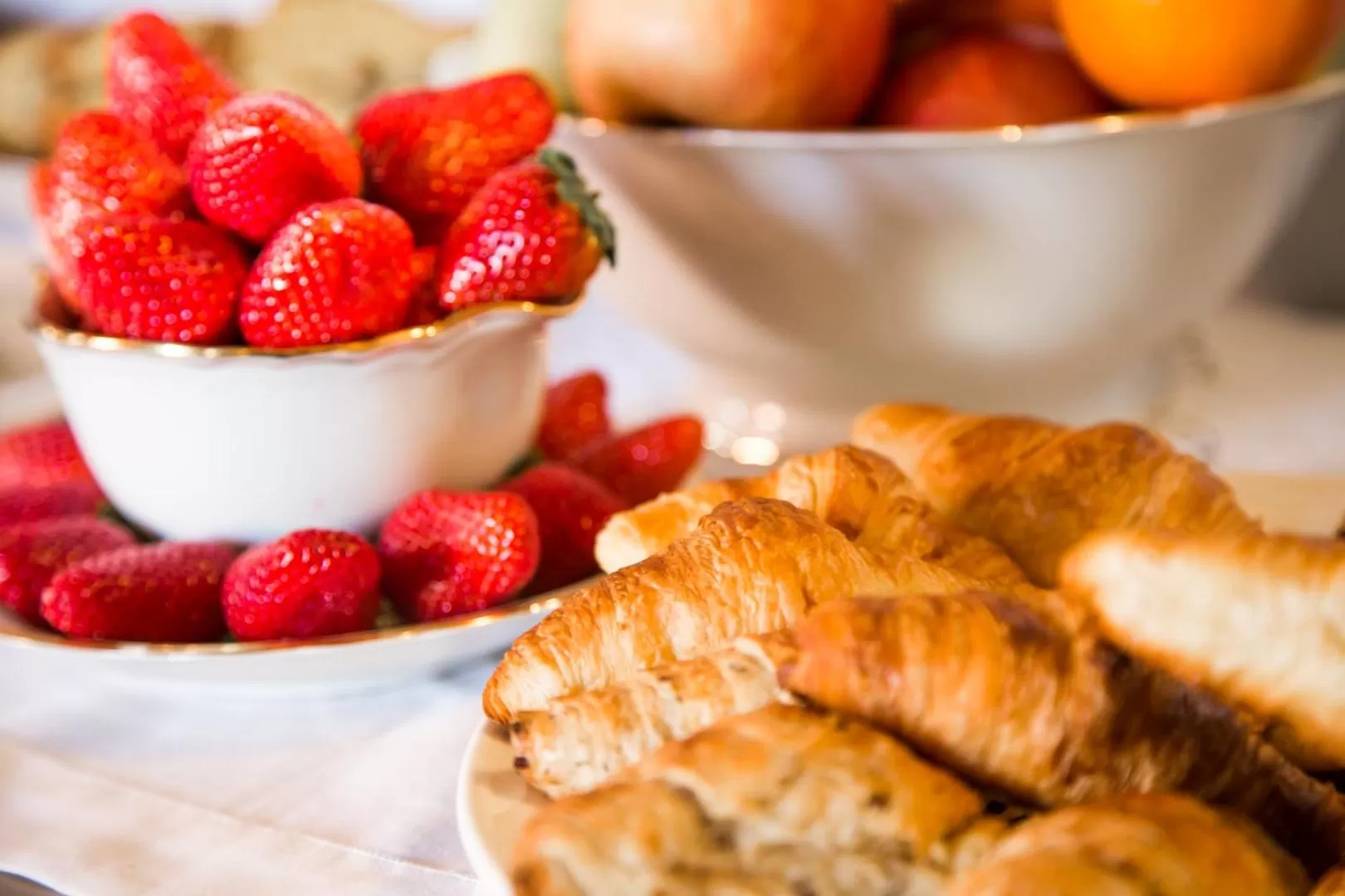 Buffet breakfast in Rinascimento Bed & Breakfast