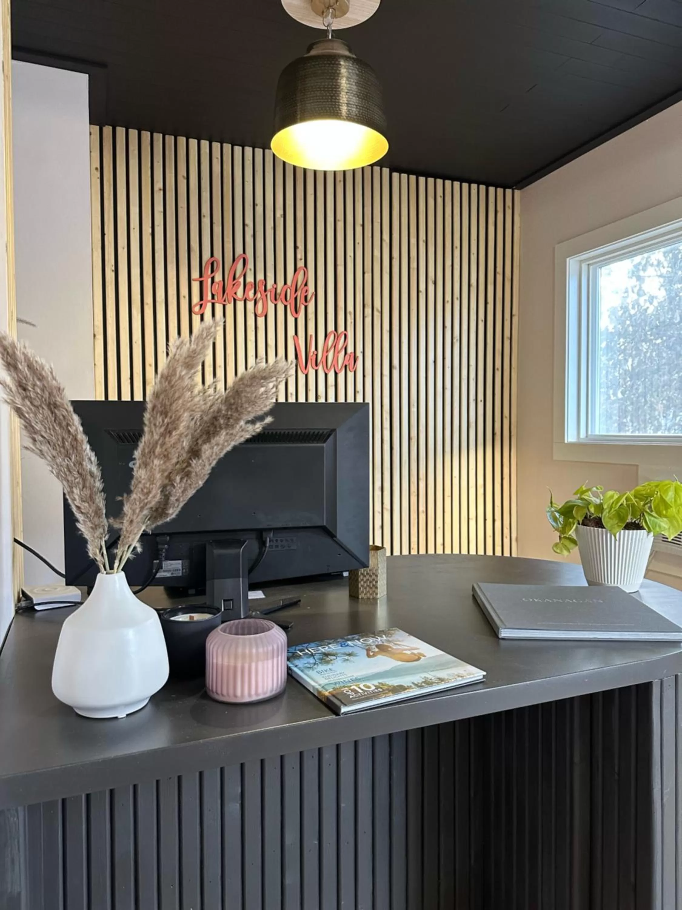 Lobby or reception in Lakeside Villa & Nordic Spa