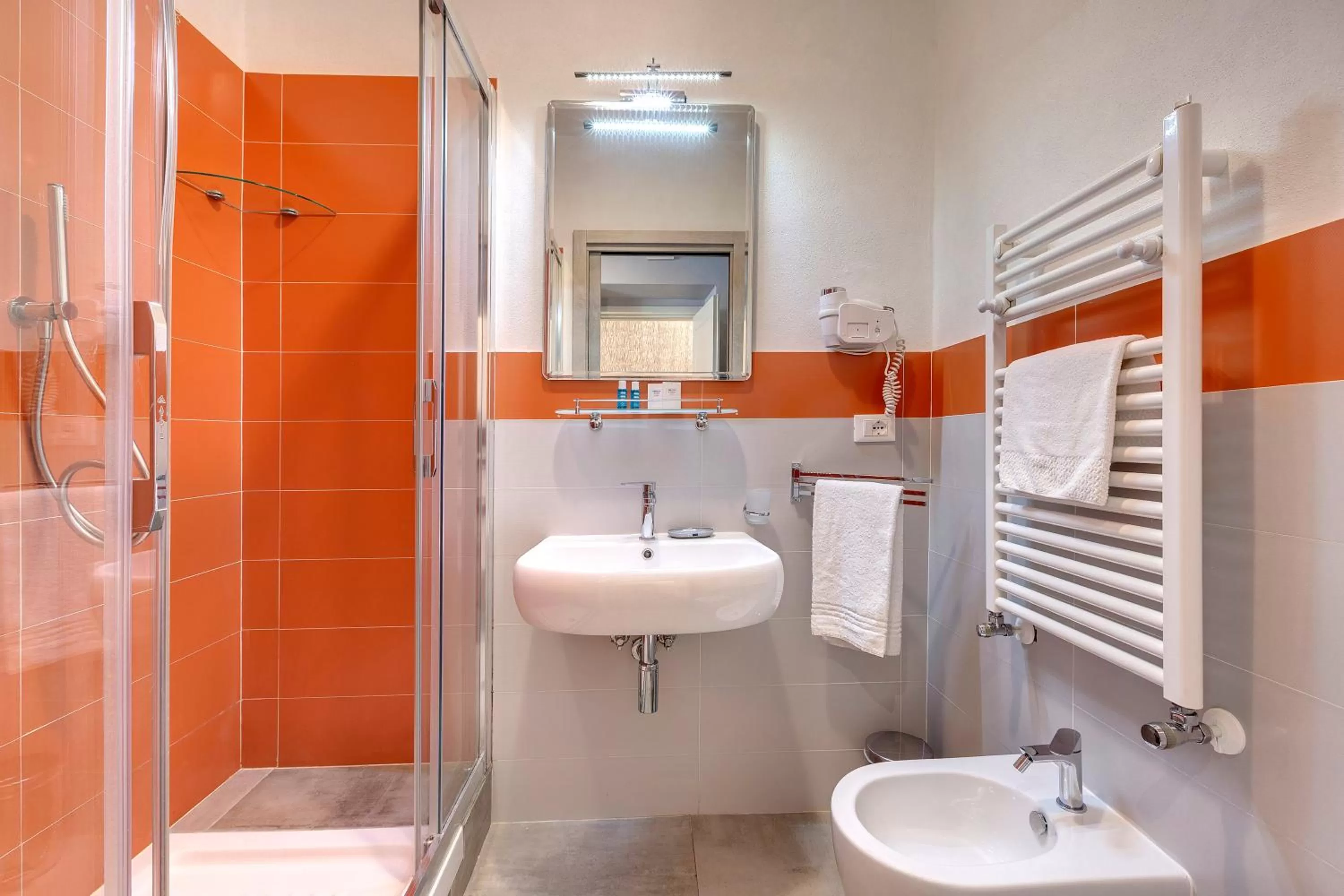 Shower, Bathroom in Al Consolato