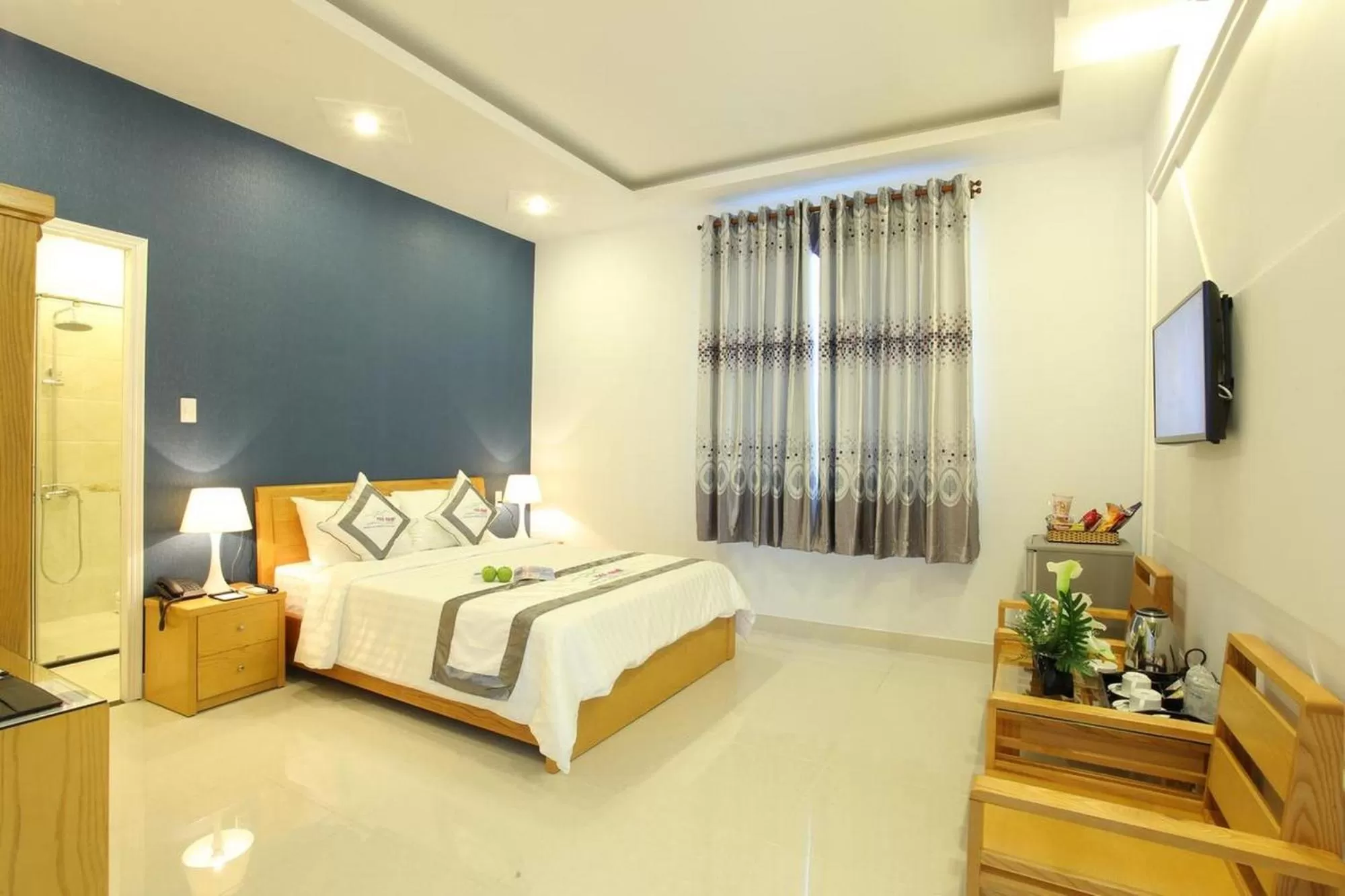 Bed in Yen Nam Hotel Nguyen Trong Tuyen