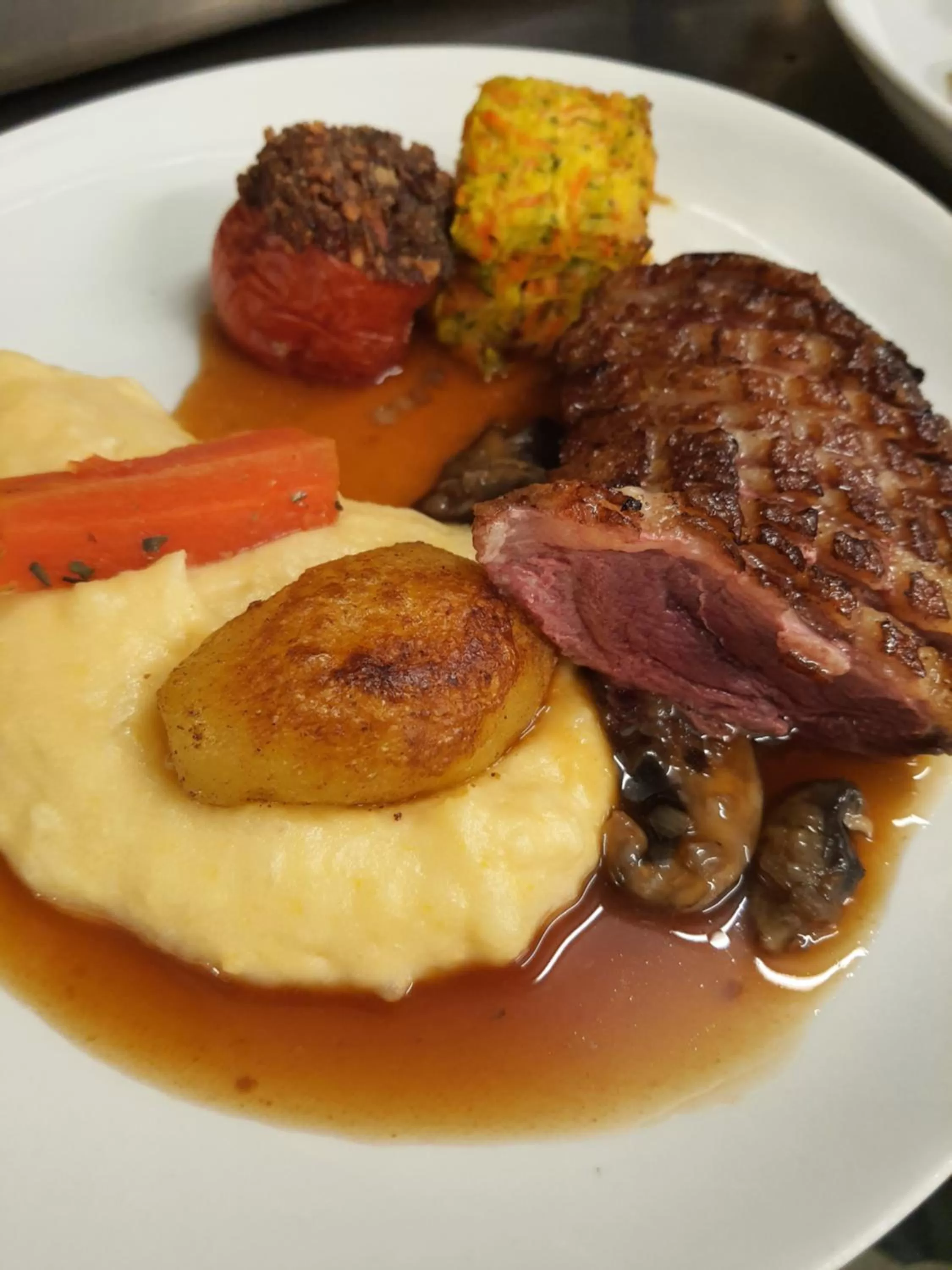 Restaurant/places to eat in Hotel et Spa Le Lion d'Or