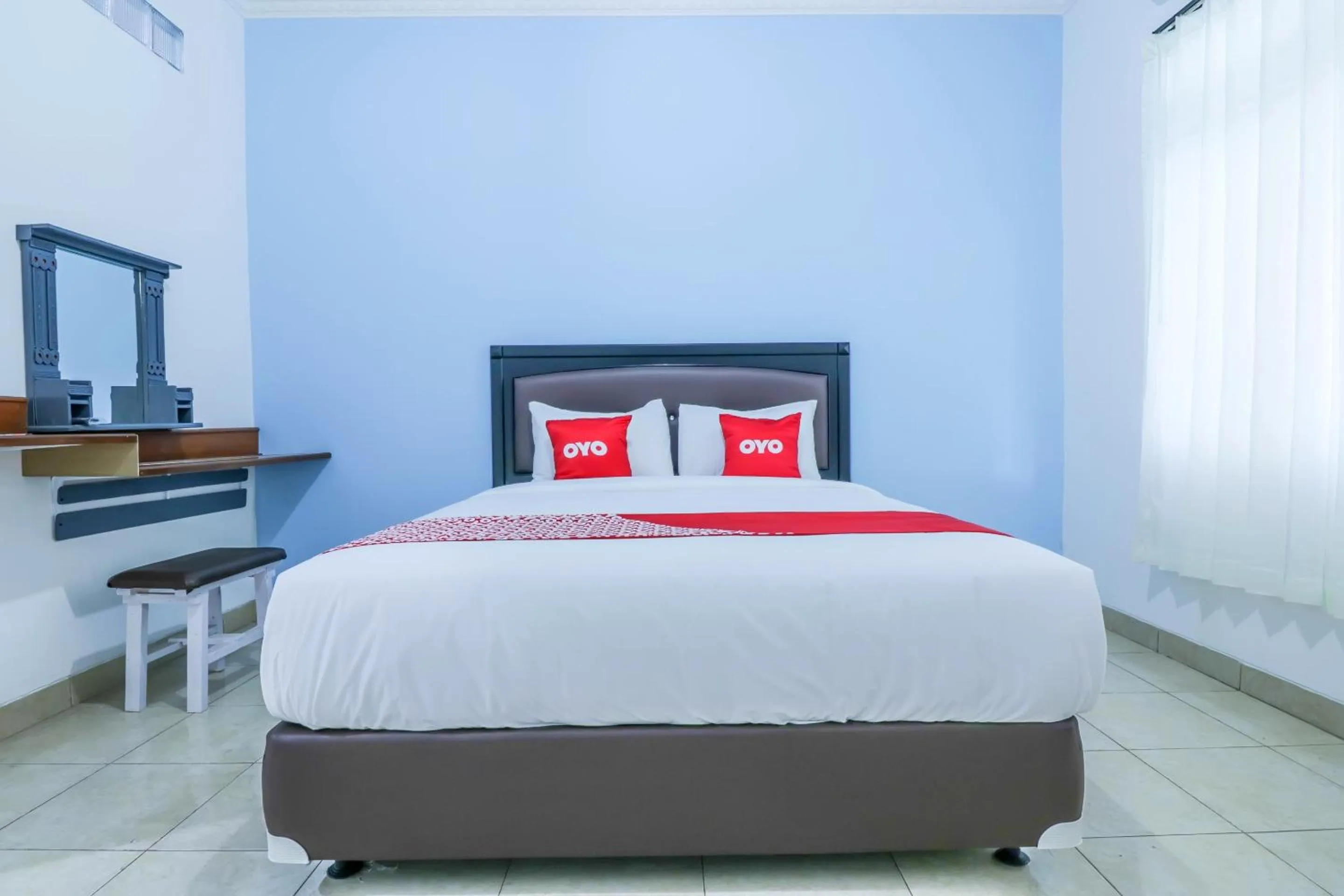 Bedroom, Bed in OYO 1755 De'balcon Accomodation