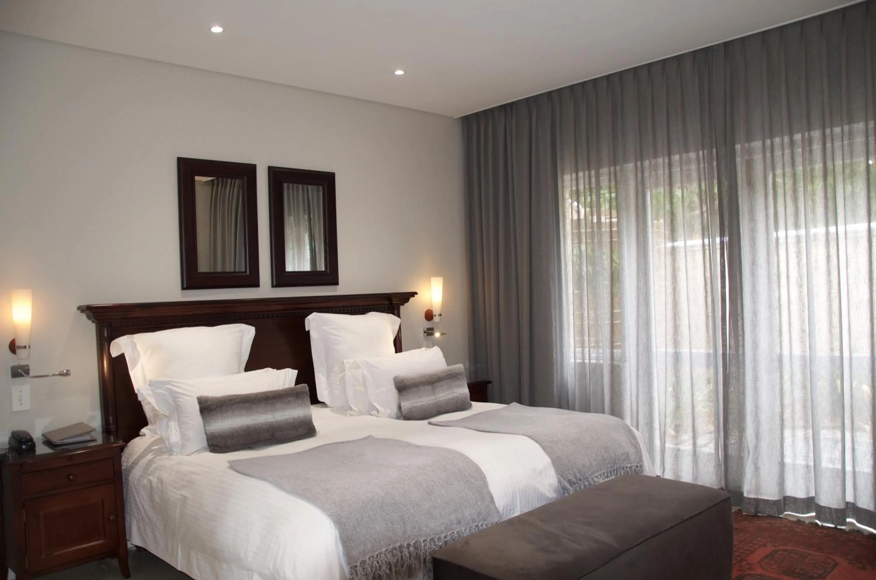 Bedroom, Bed in Lemoenkloof Boutique Hotel