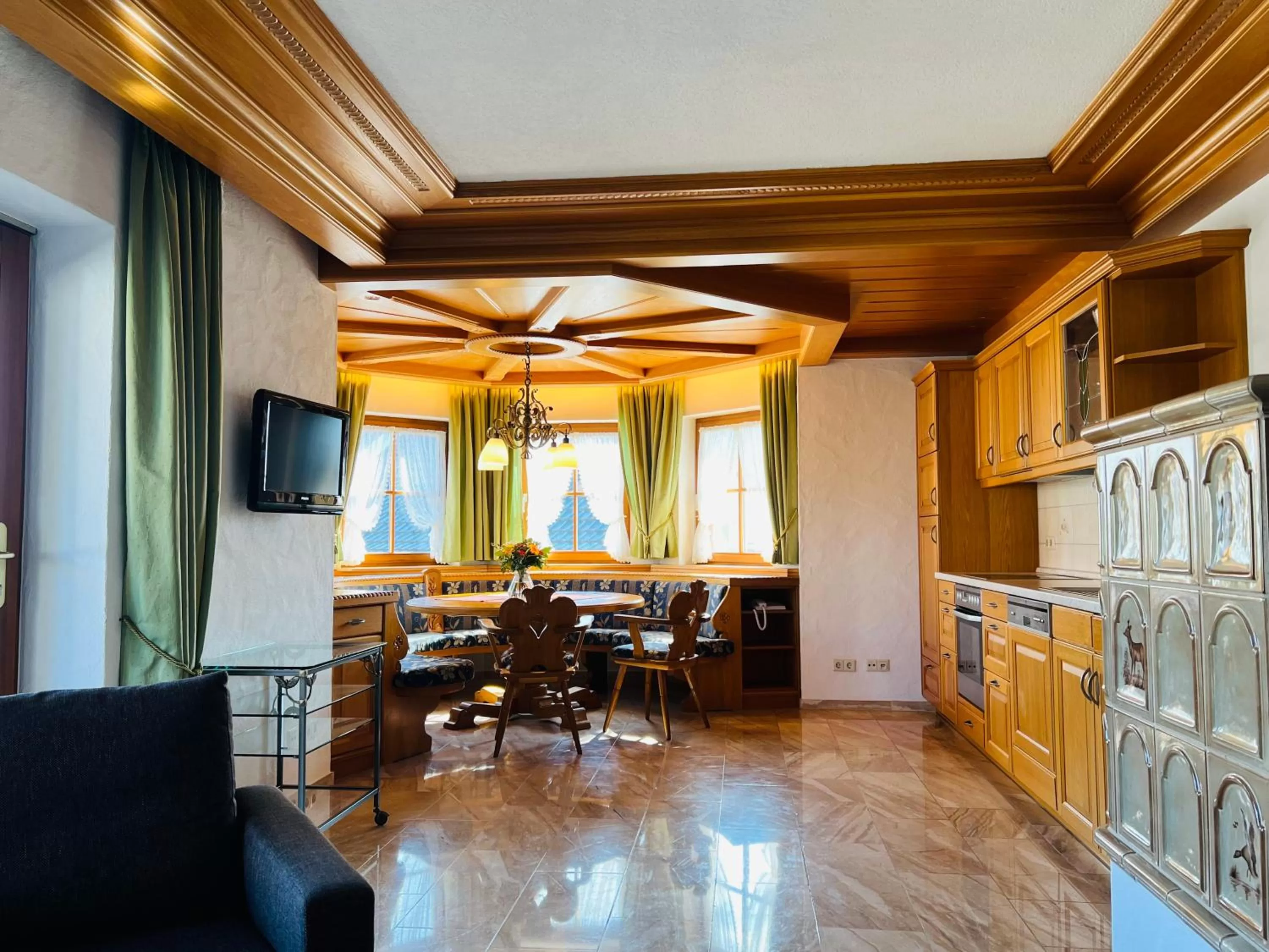 Dining area in Hotel Haus Seehang