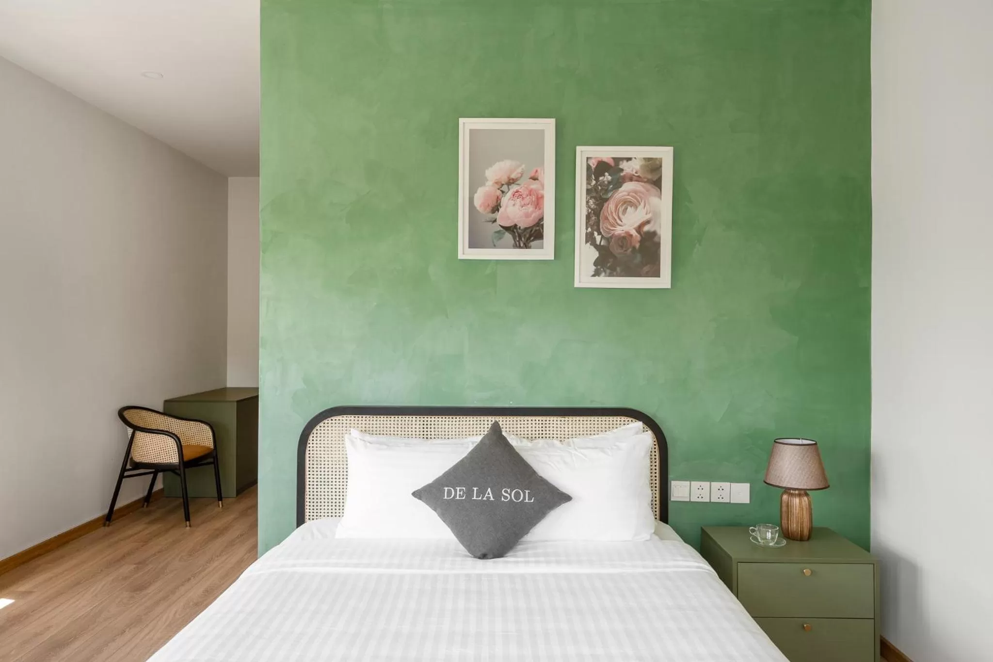 Bed in De La Sol Villa Dalat