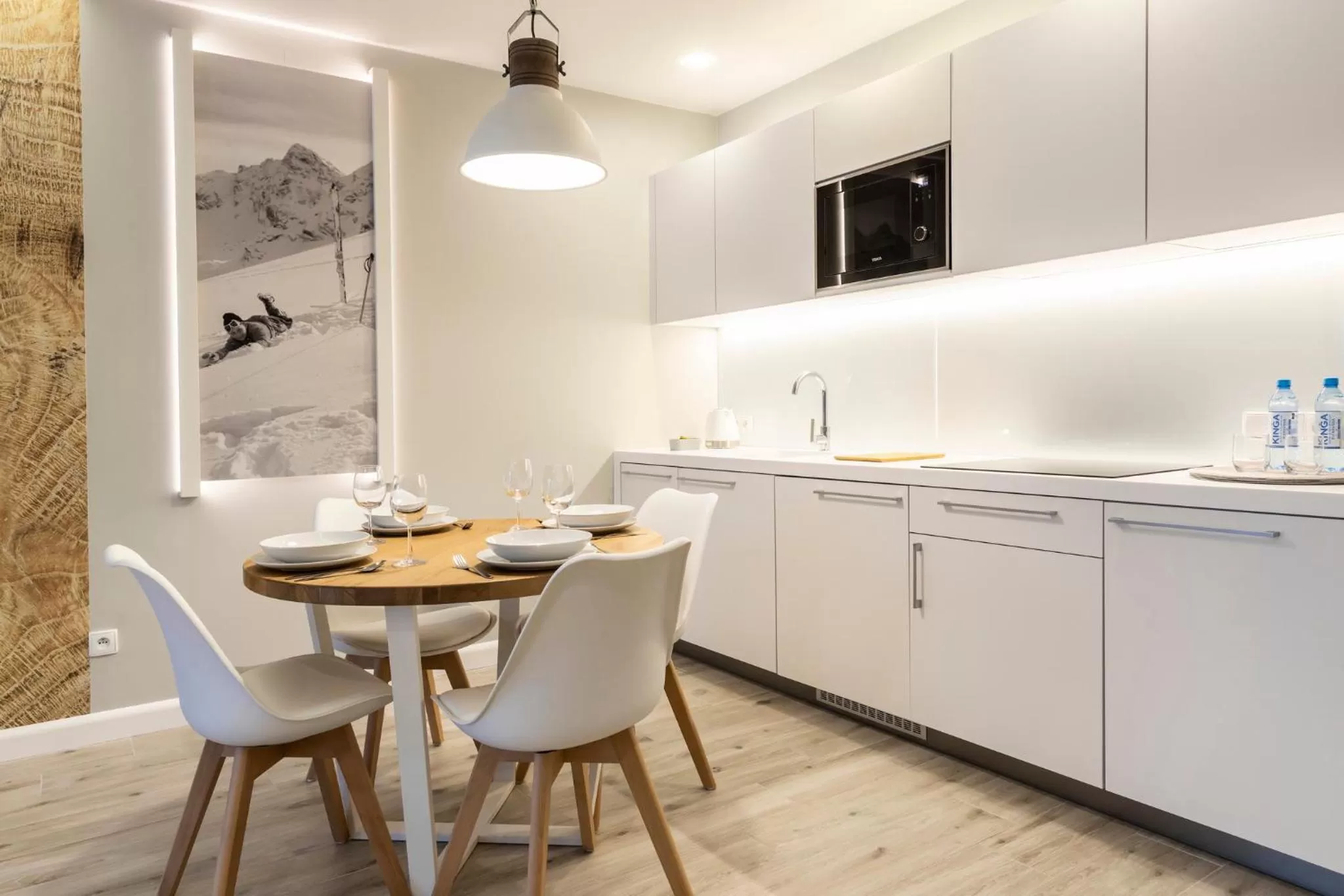 Kitchen or kitchenette in Royal Hill Residence