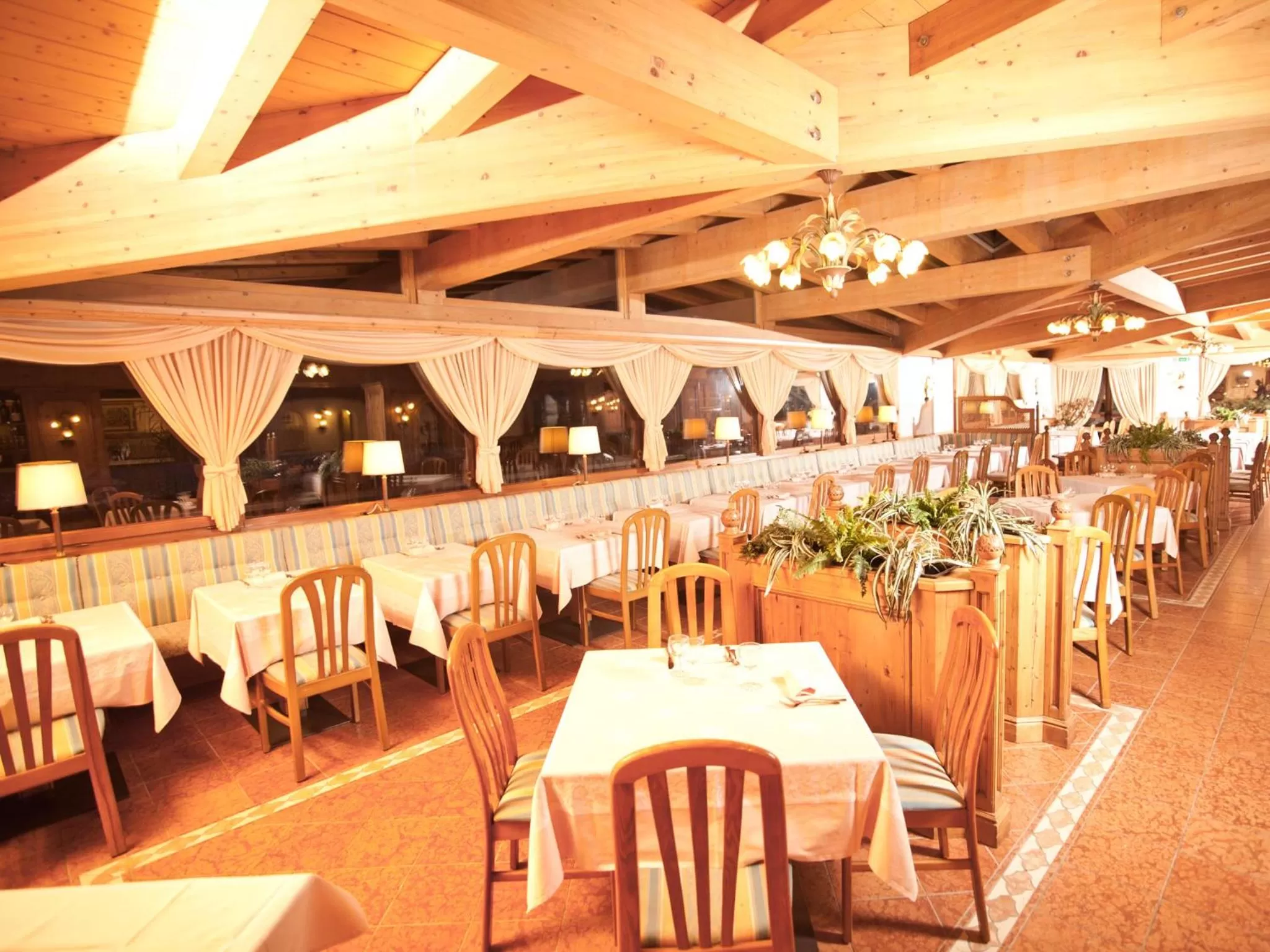 Restaurant/places to eat in Hotel Europeo Alpine Charme & Wellness