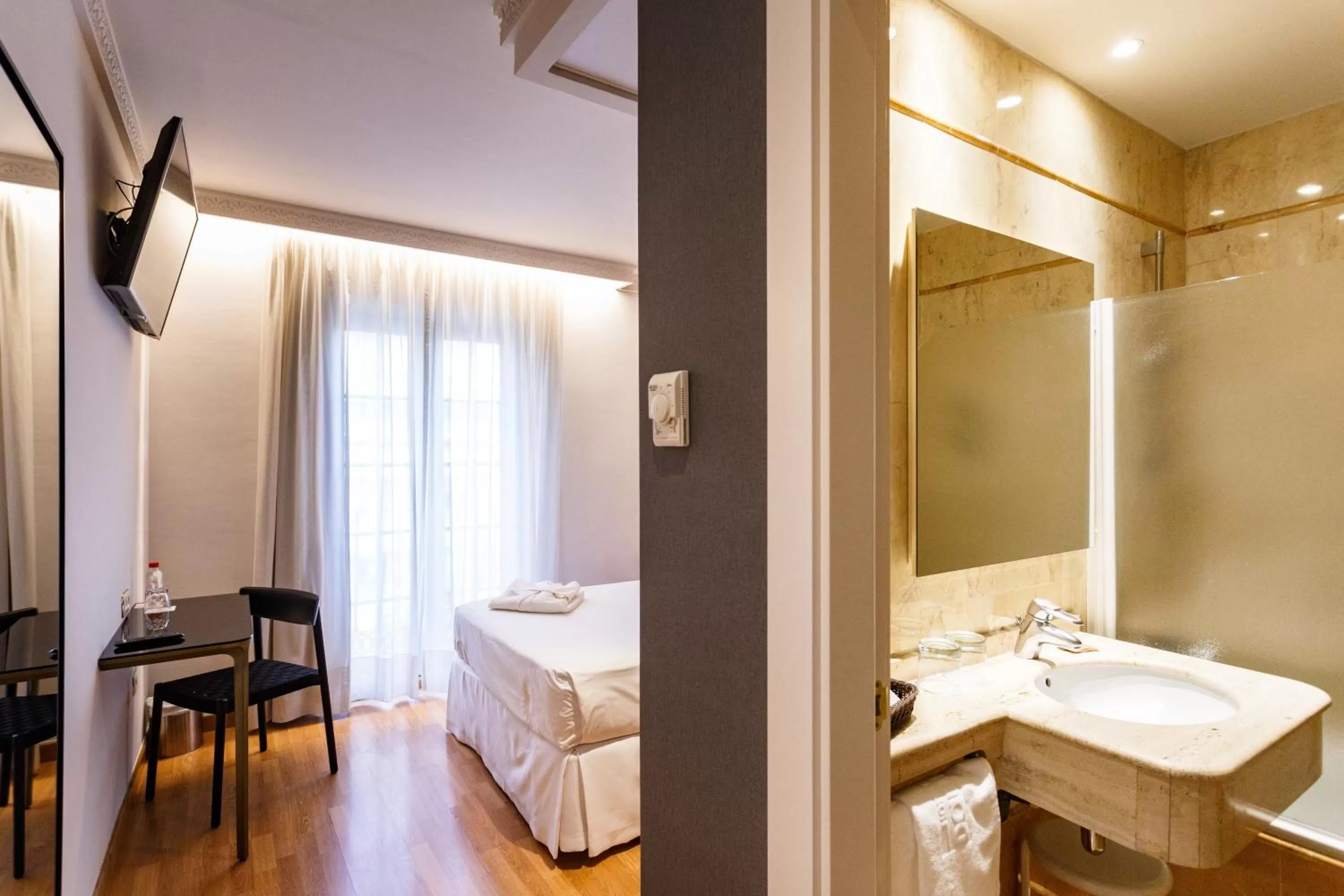 Bathroom in Hotel Dauro Premier