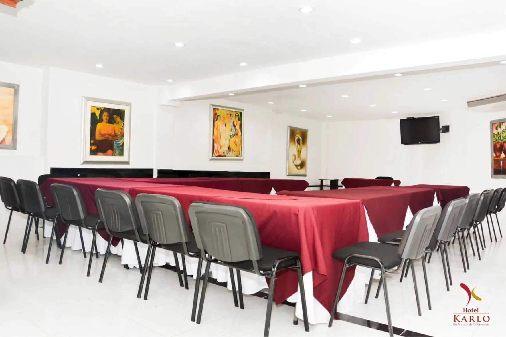 Business facilities in Hotel Karlo By GHO Hoteles