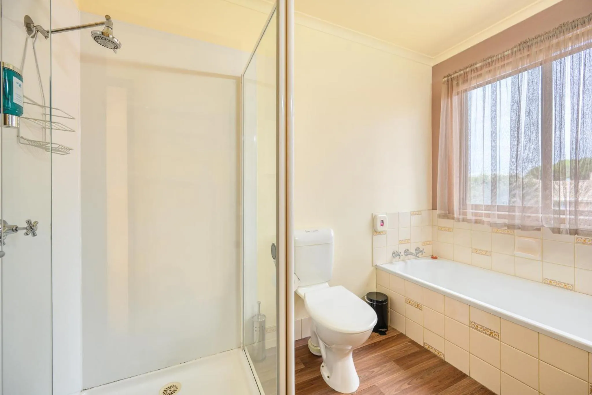 Bathroom in AAt 28 Goldsmith Motel