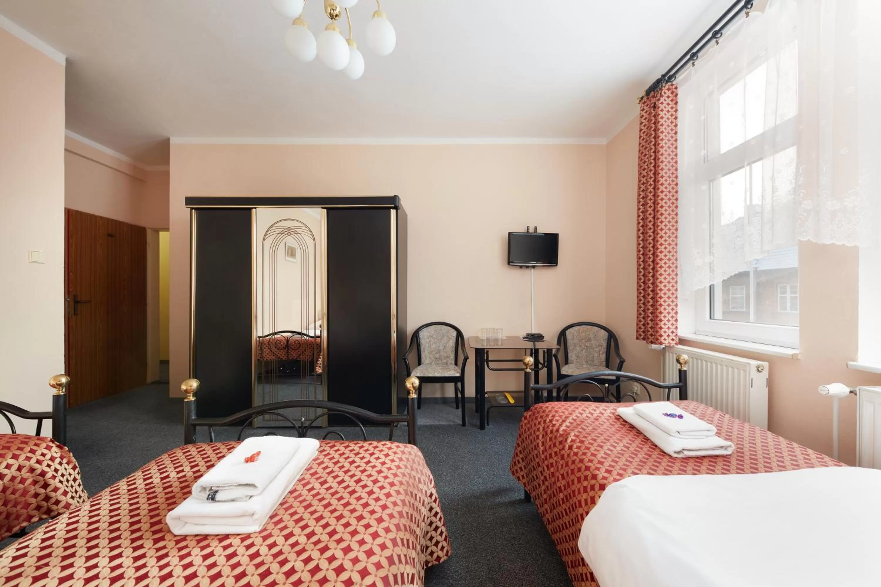 Bedroom, Bed in Hotel Roosevelt