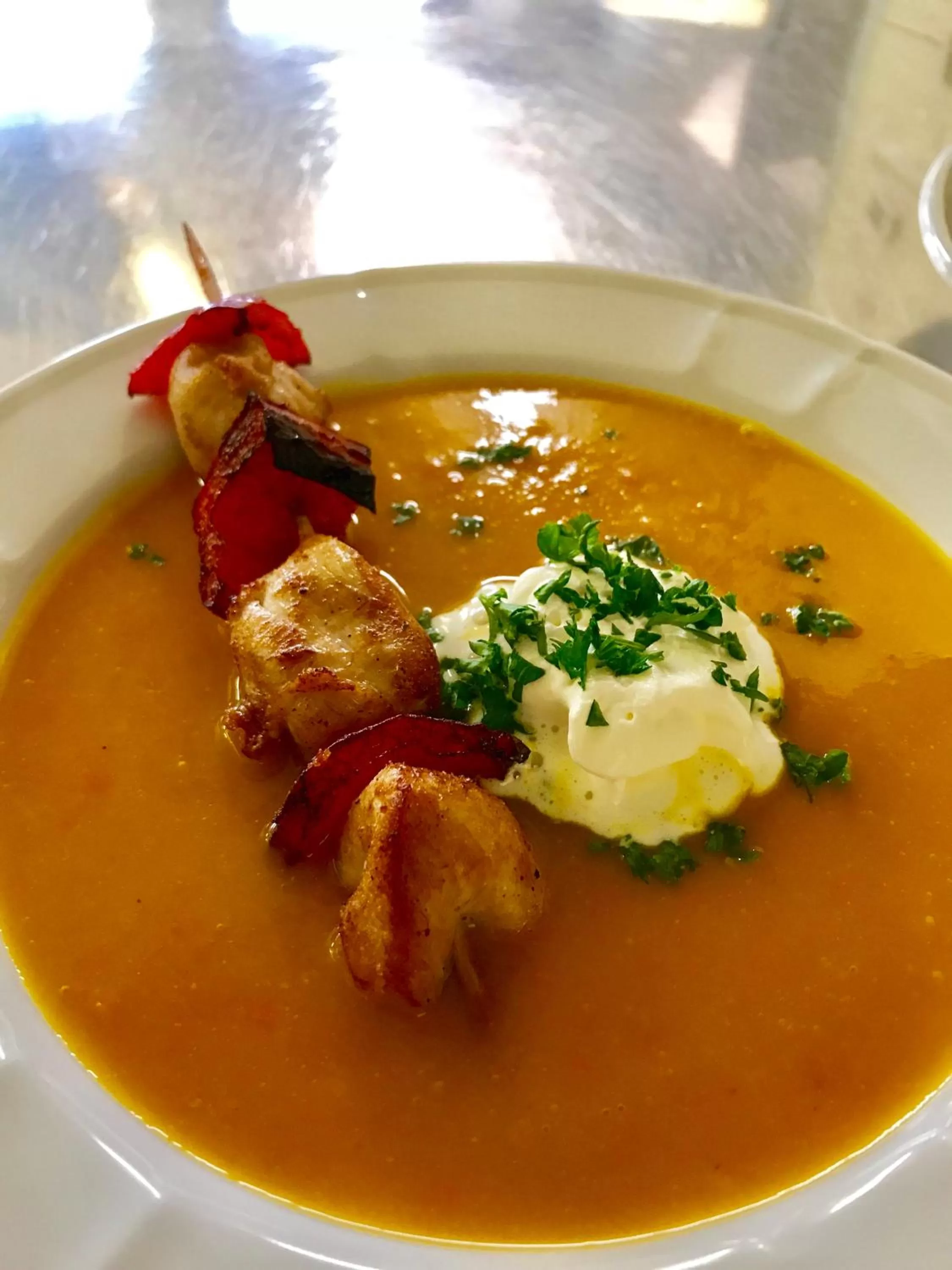 Food and drinks in Boutique Hotel Goldene Henne