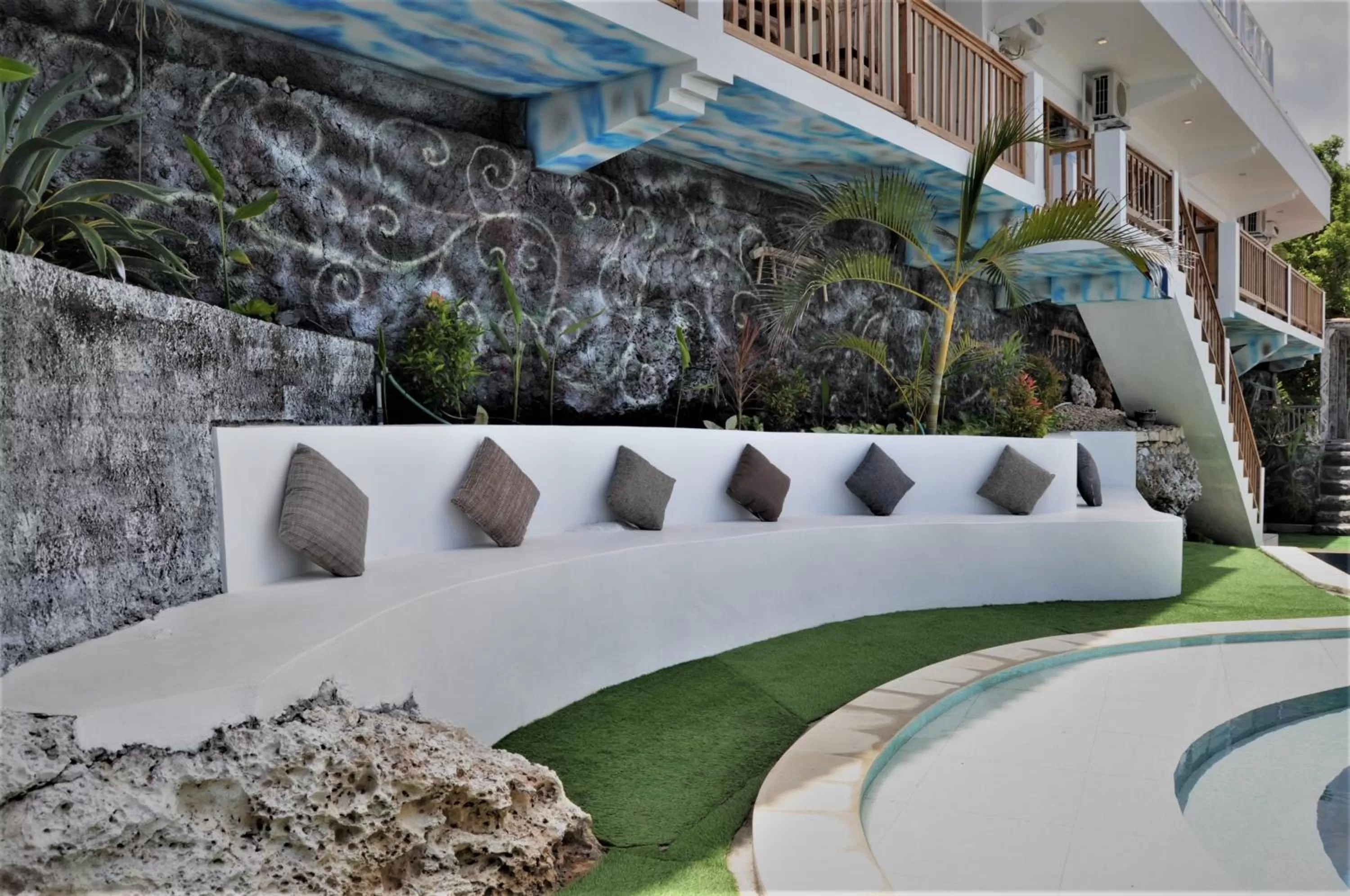 Restaurant/places to eat in SUITE OCEAN BLUE