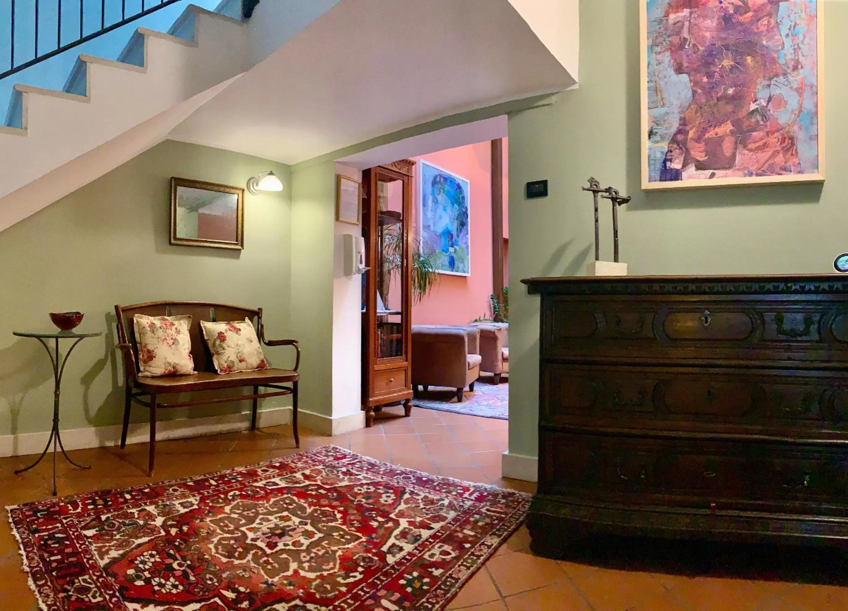 Communal lounge/ TV room in Hotel De Prati