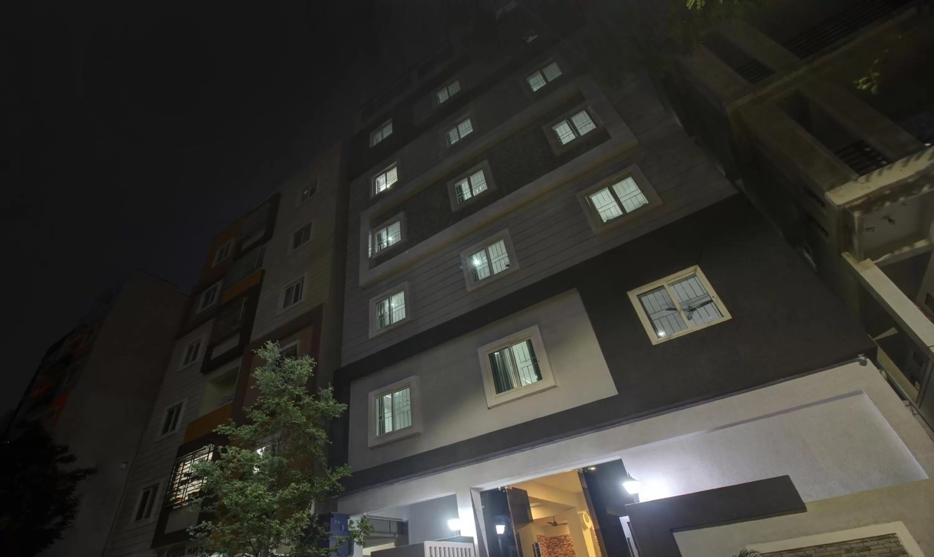 Property building in Itsy Hotels Sunrise Grand, Hitech City