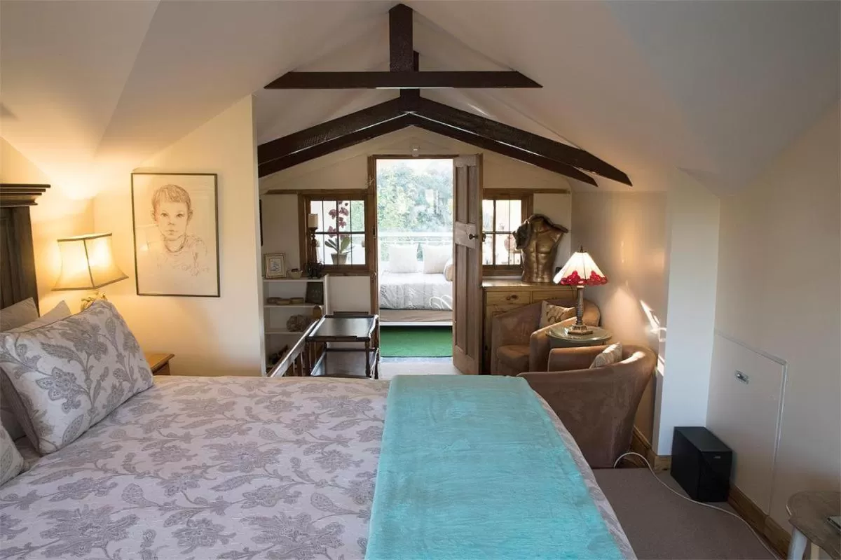 Bedroom, Bed in 79 On Ridge