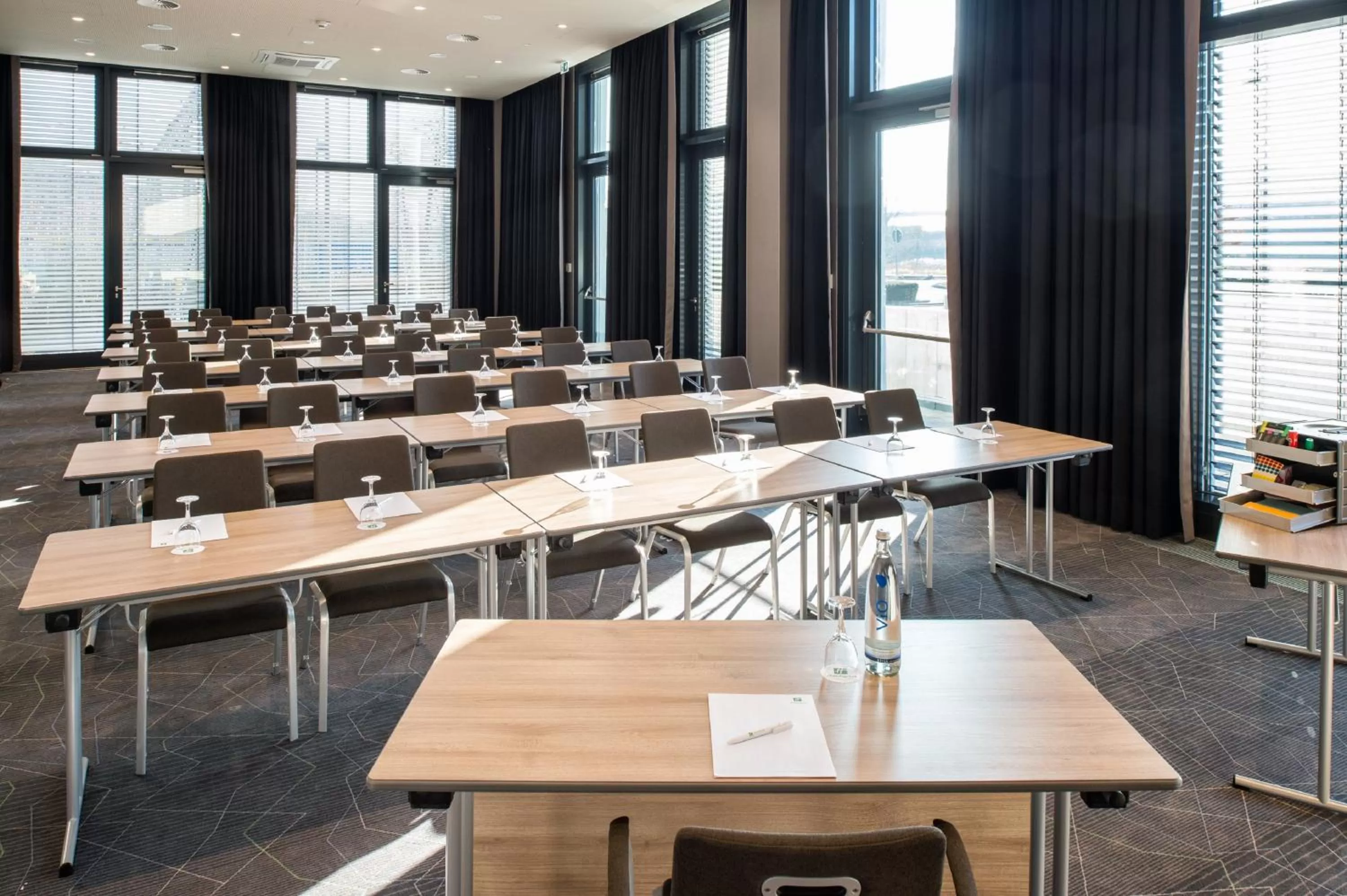 Meeting/conference room in Holiday Inn Frankfurt Airport by IHG