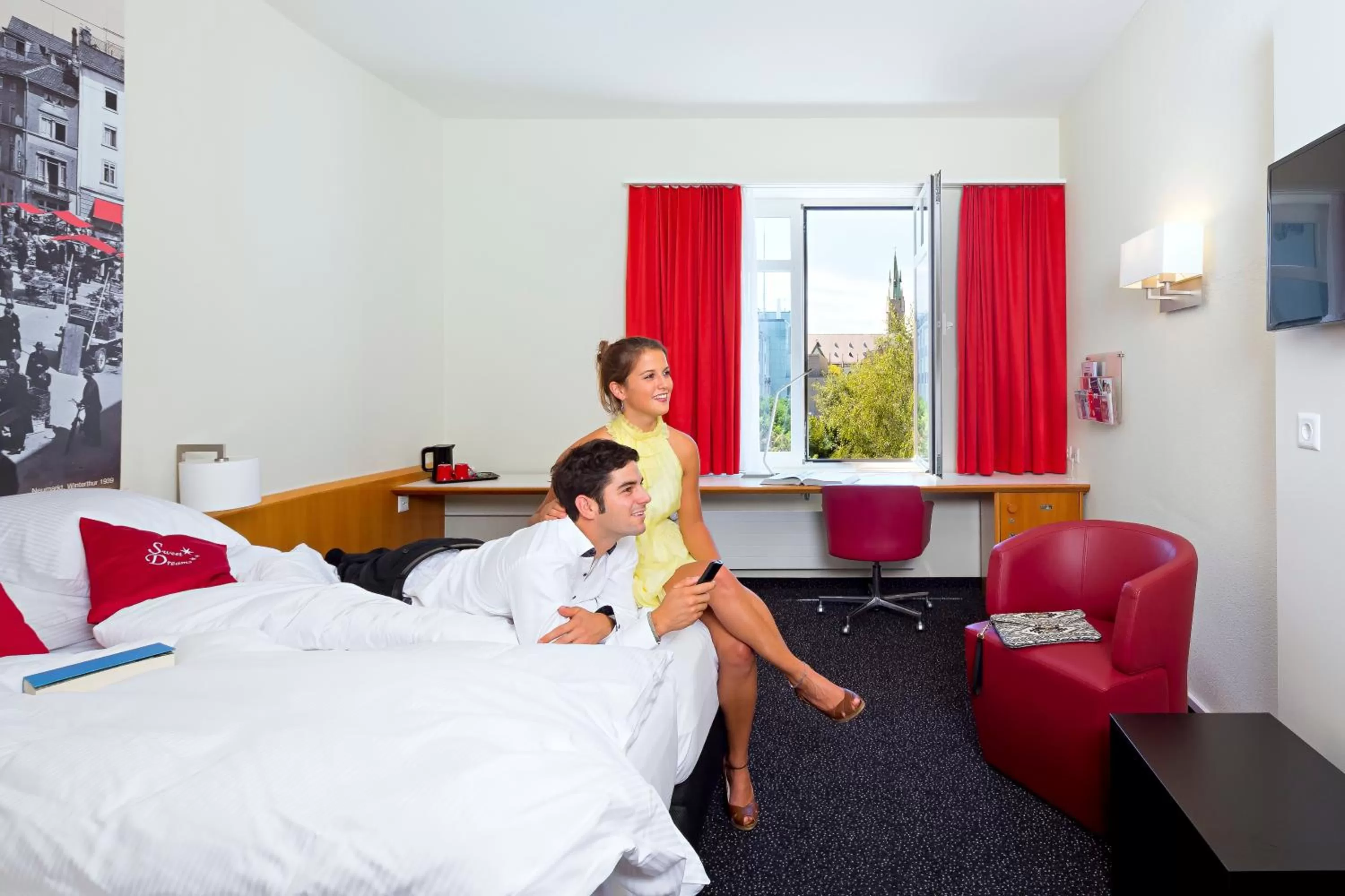 Patio, Bed in Hotel Wartmann am Bahnhof