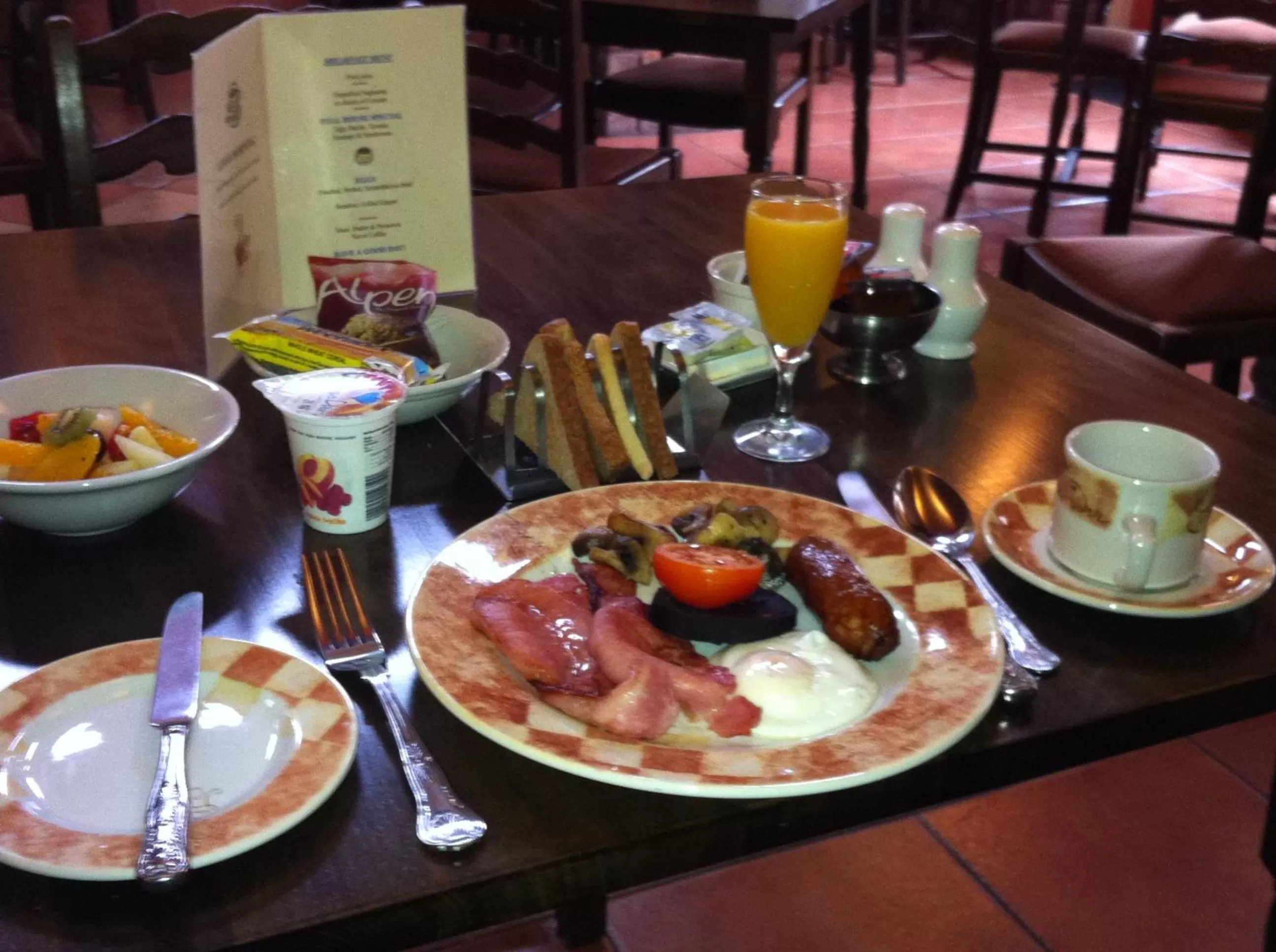 Food and drinks in Abbots Mead Hotel