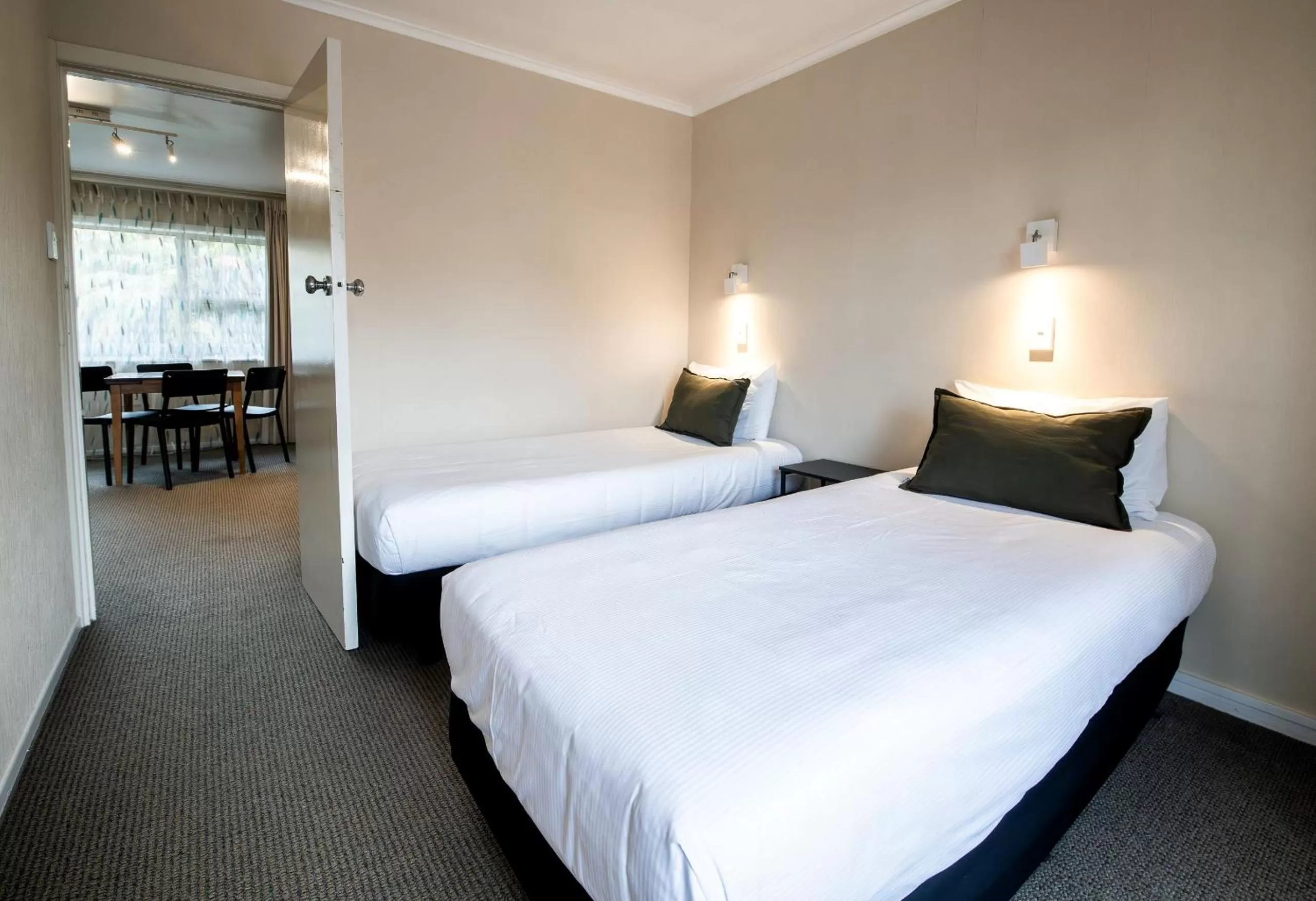 Bedroom, Bed in Best Western Braeside Rotorua