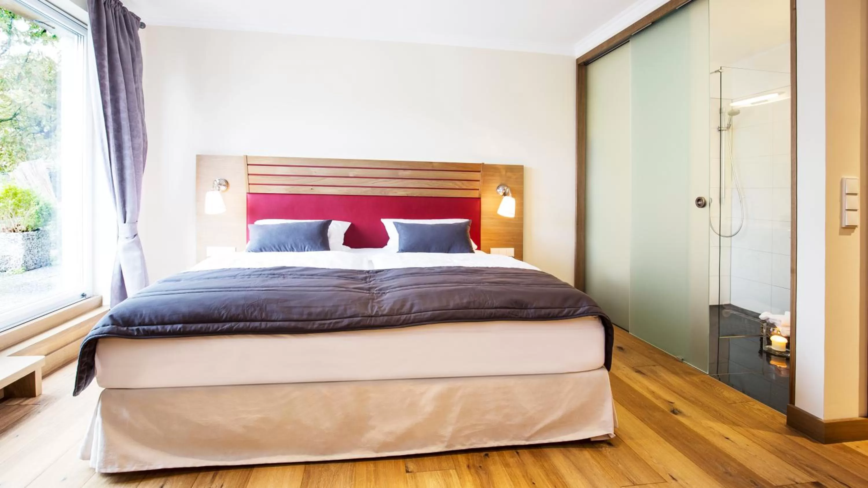 Bathroom, Bed in Overkamp