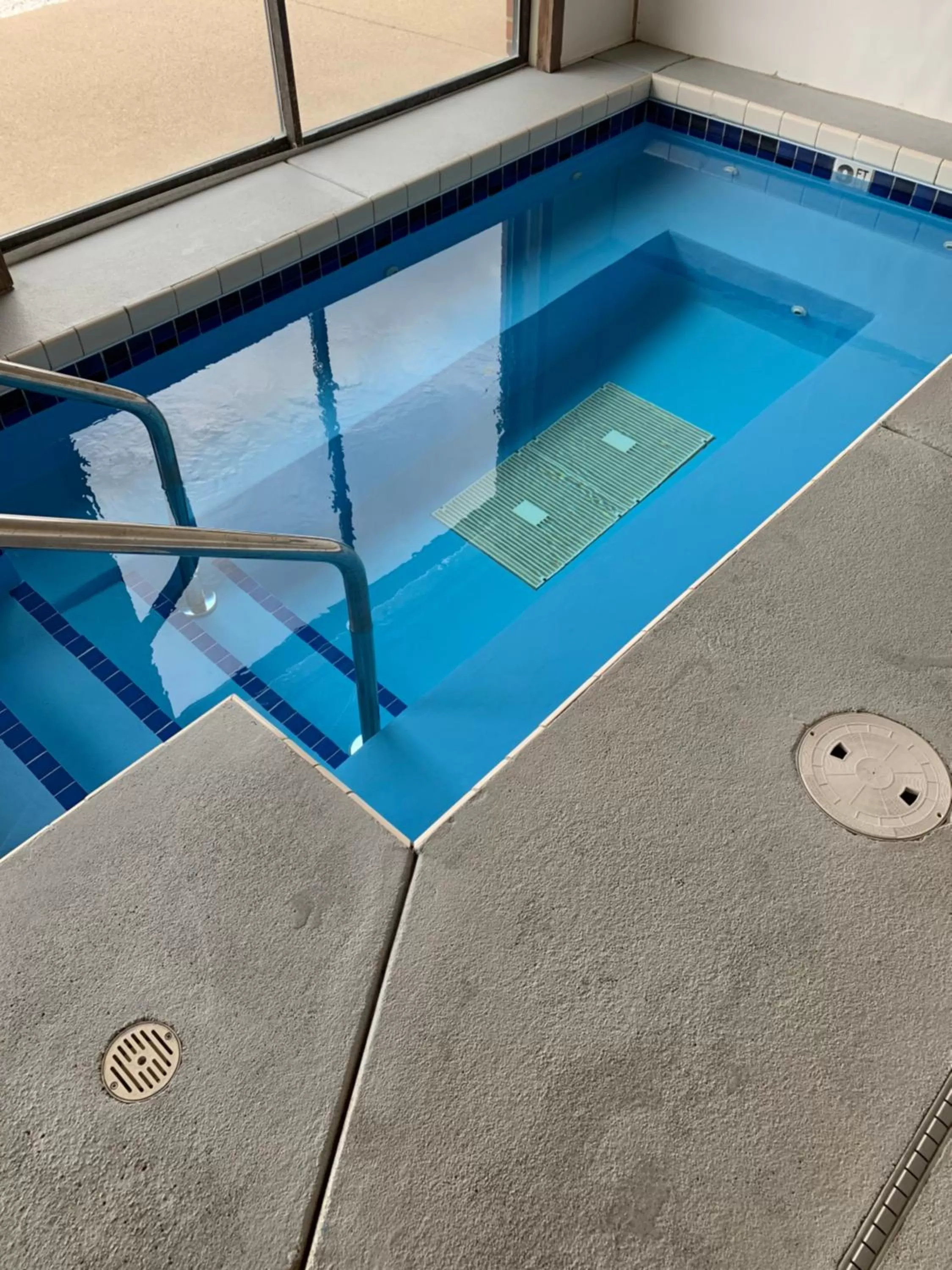 Hot Tub in Super 8 by Wyndham Watertown WI