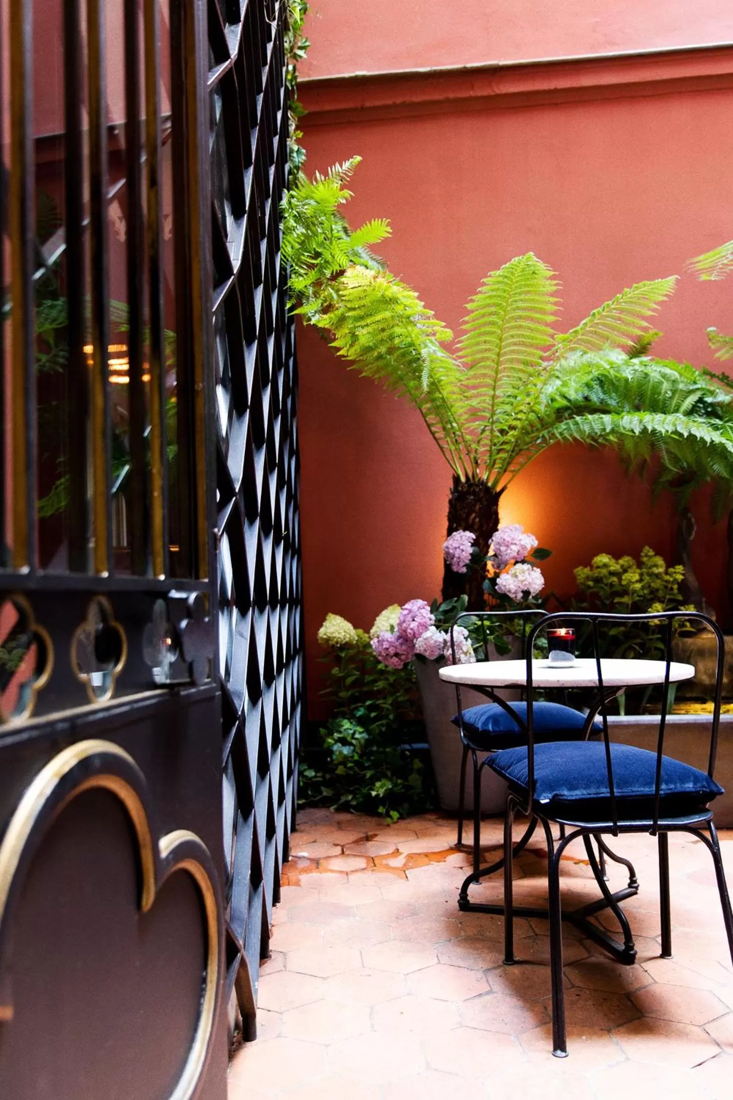 Garden in Hôtel Bourg Tibourg - Paris Marais