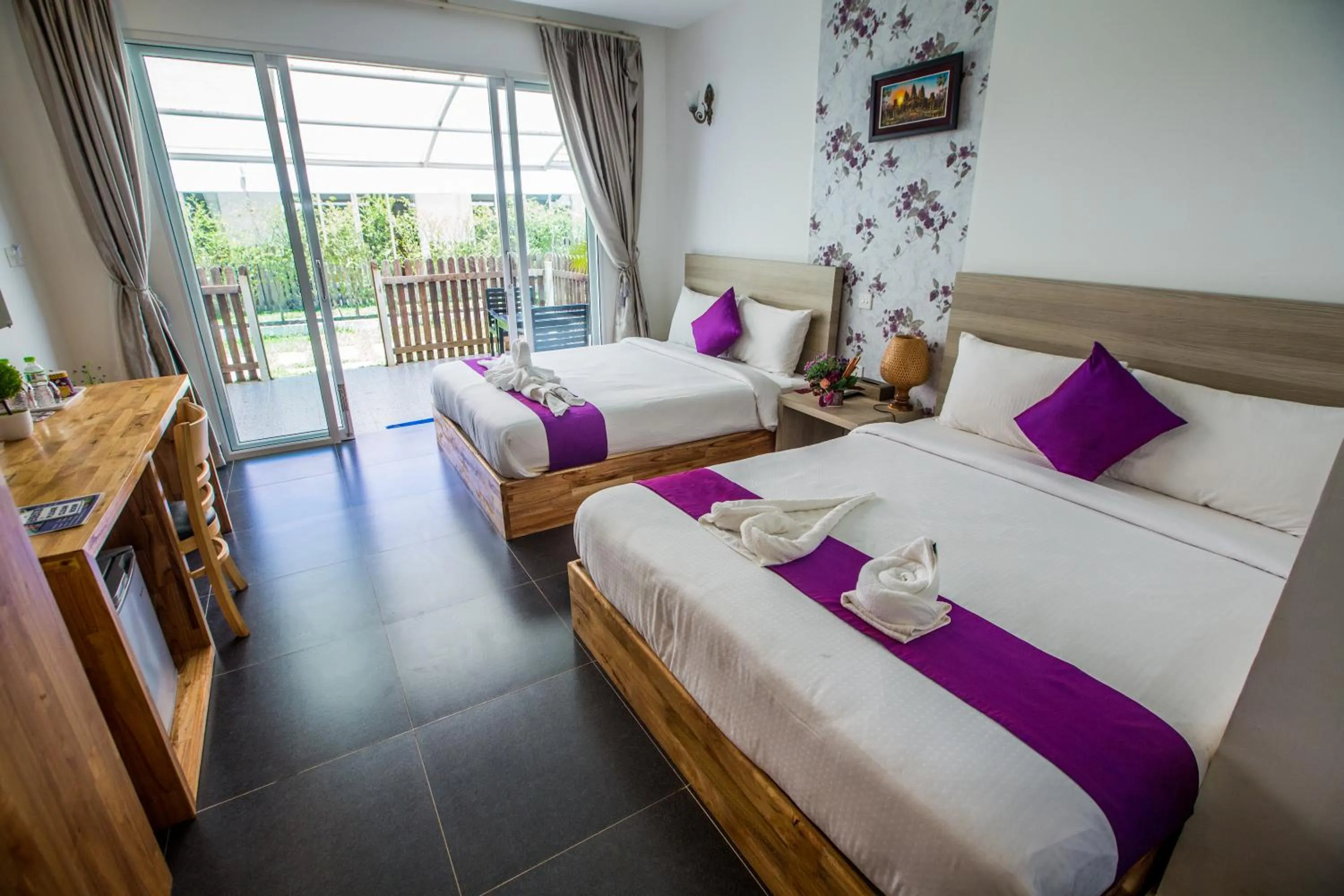 Garden view, Bed in Good Time Resort