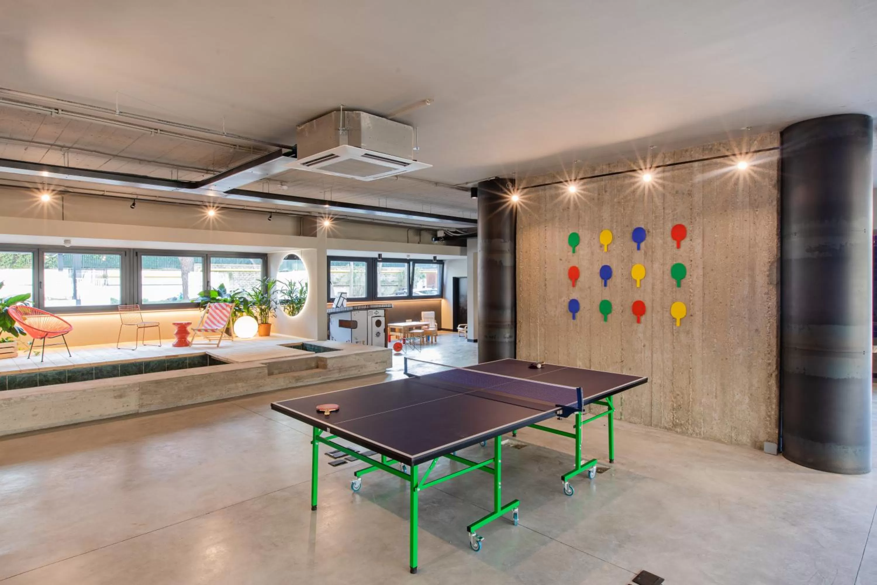 Table tennis in Ibis Styles Roma Aurelia