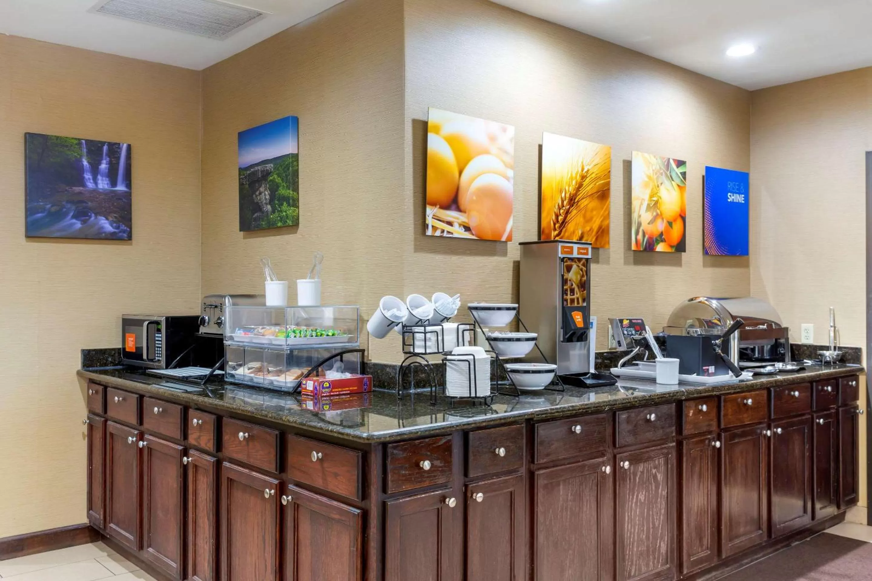 Restaurant/places to eat in Comfort Inn Marion - West Memphis