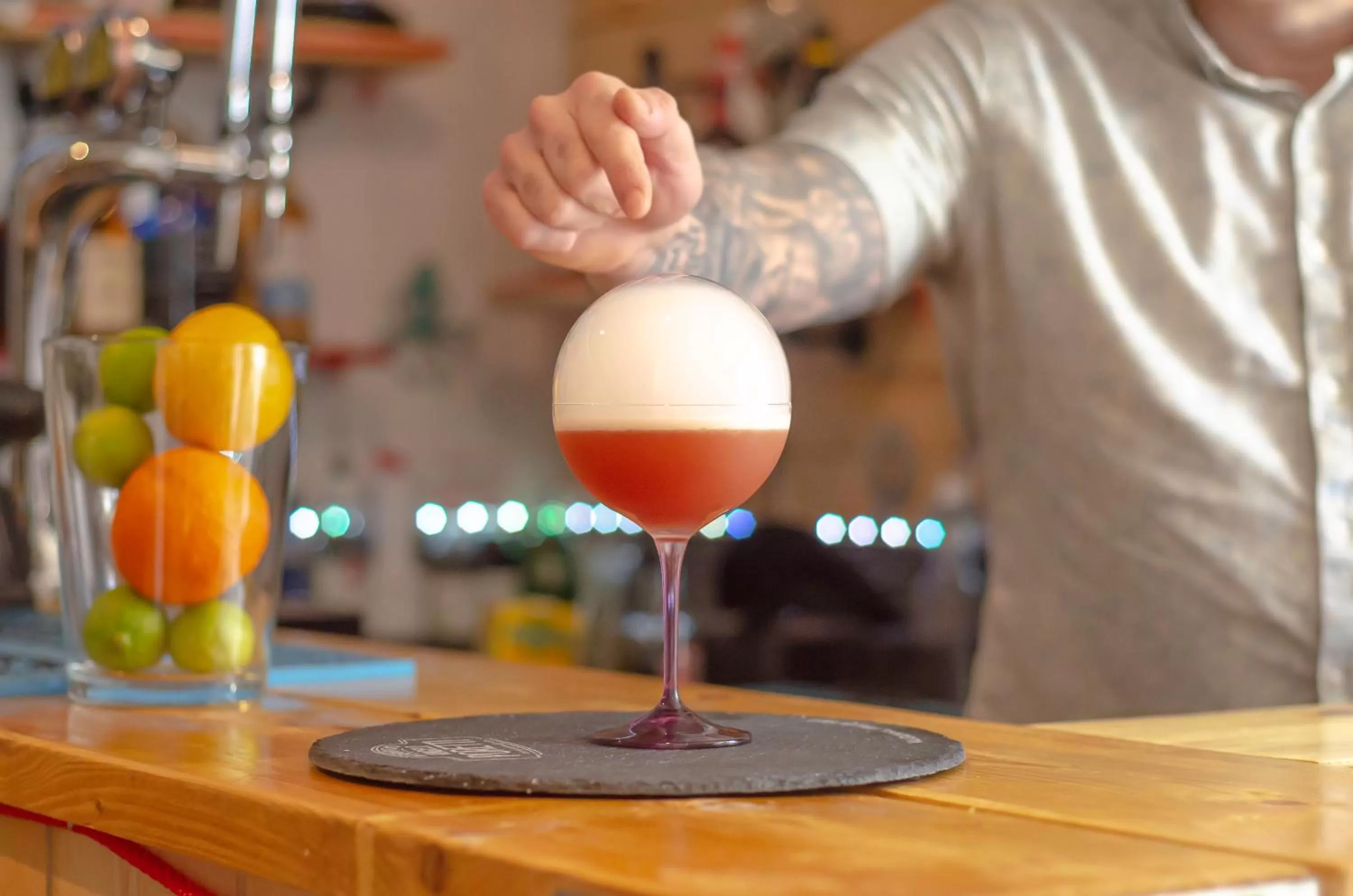 Lounge or bar in Molesworth Arms