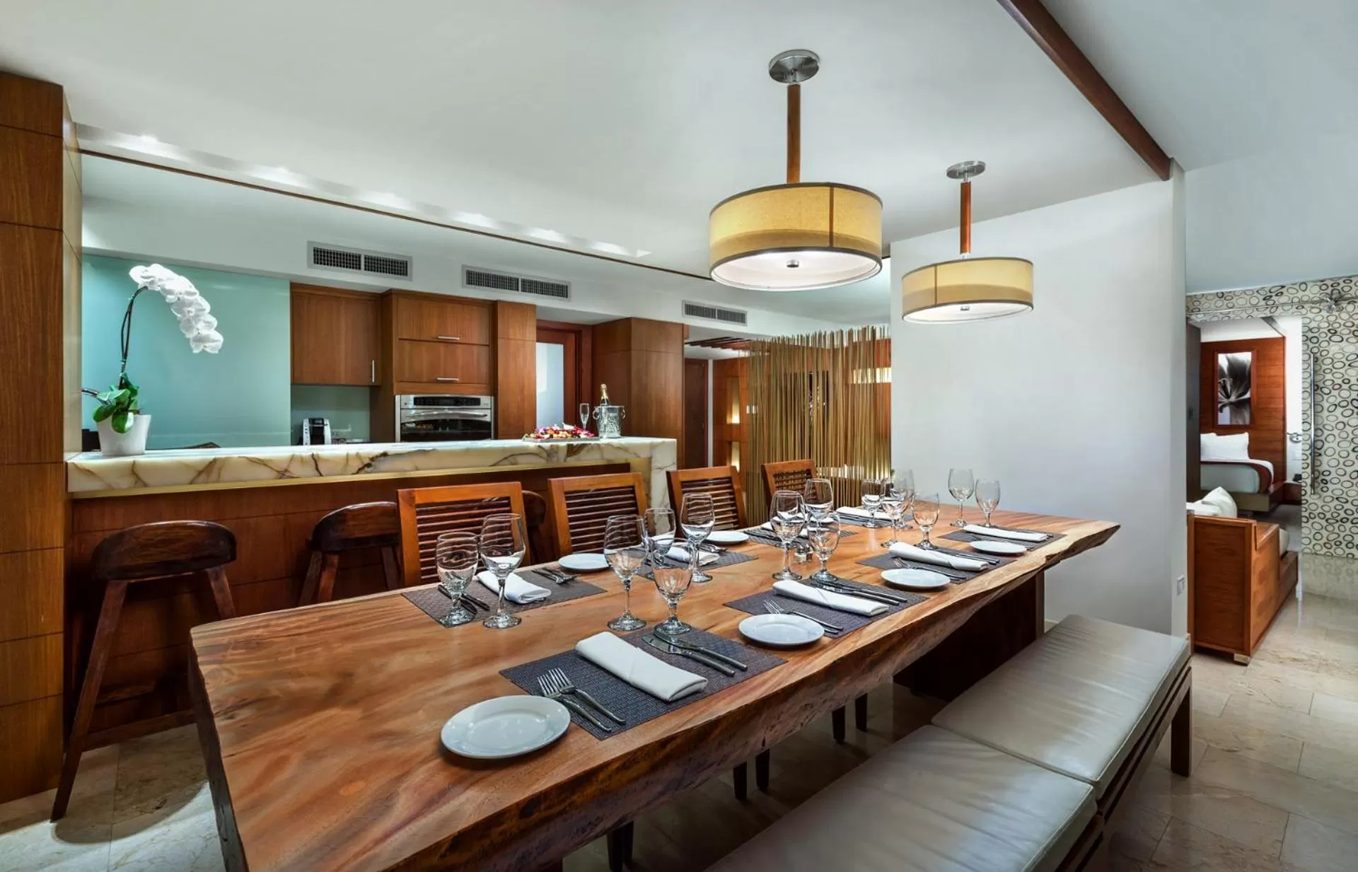 Dining area in Costa d'Este Beach Resort & Spa