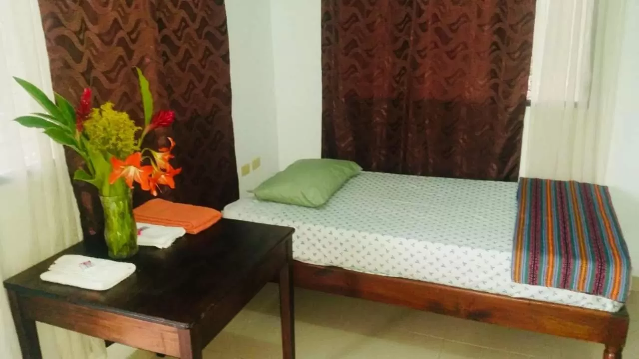 Bed in Hotel & Hostal Yaxkin Copan